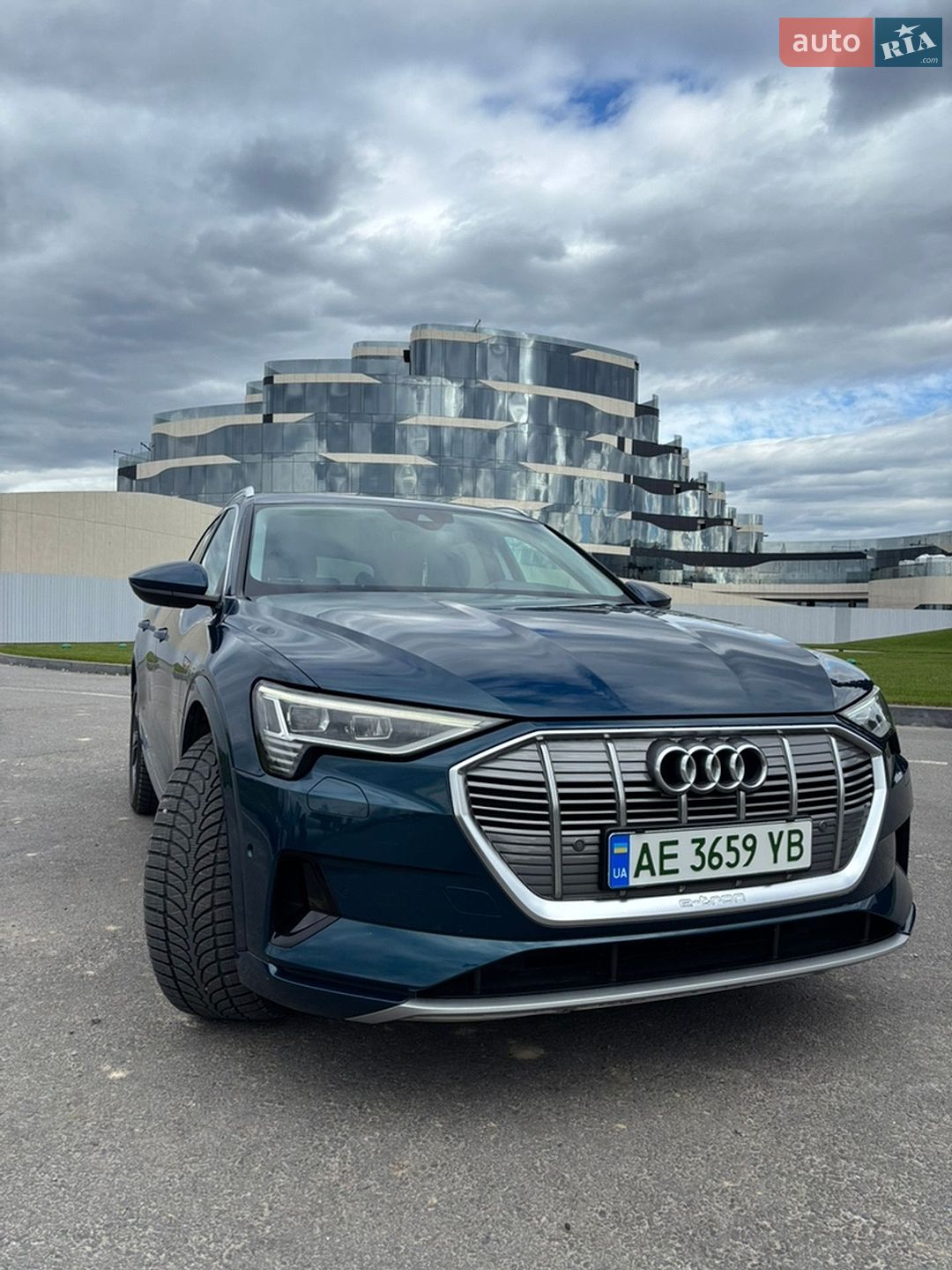 Audi e-tron 2019 VIN WAUZZZGE5LB016512 фото оголошення 29 з 130