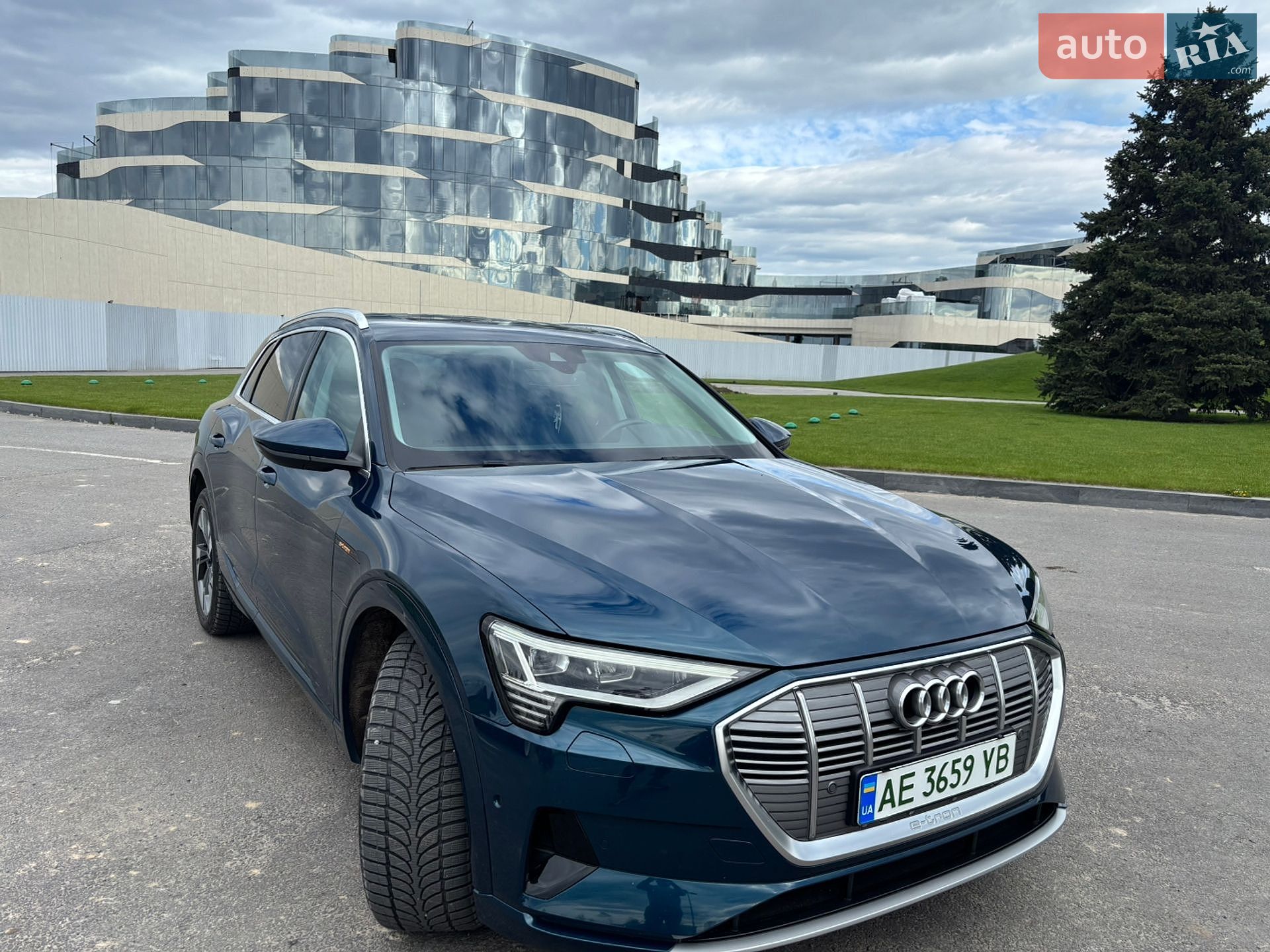 Audi e-tron 2019 VIN WAUZZZGE5LB016512 фото оголошення 74 з 130