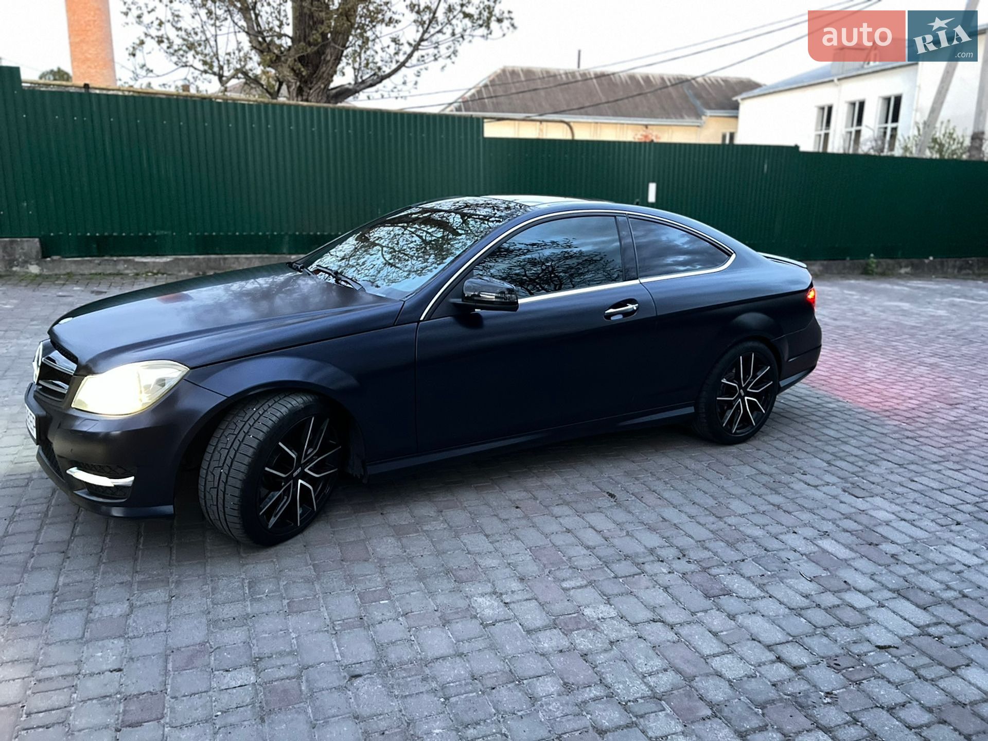 Mercedes-Benz C-Class 2012 VIN WDD2043471F973067 фото оголошення 12 з 45