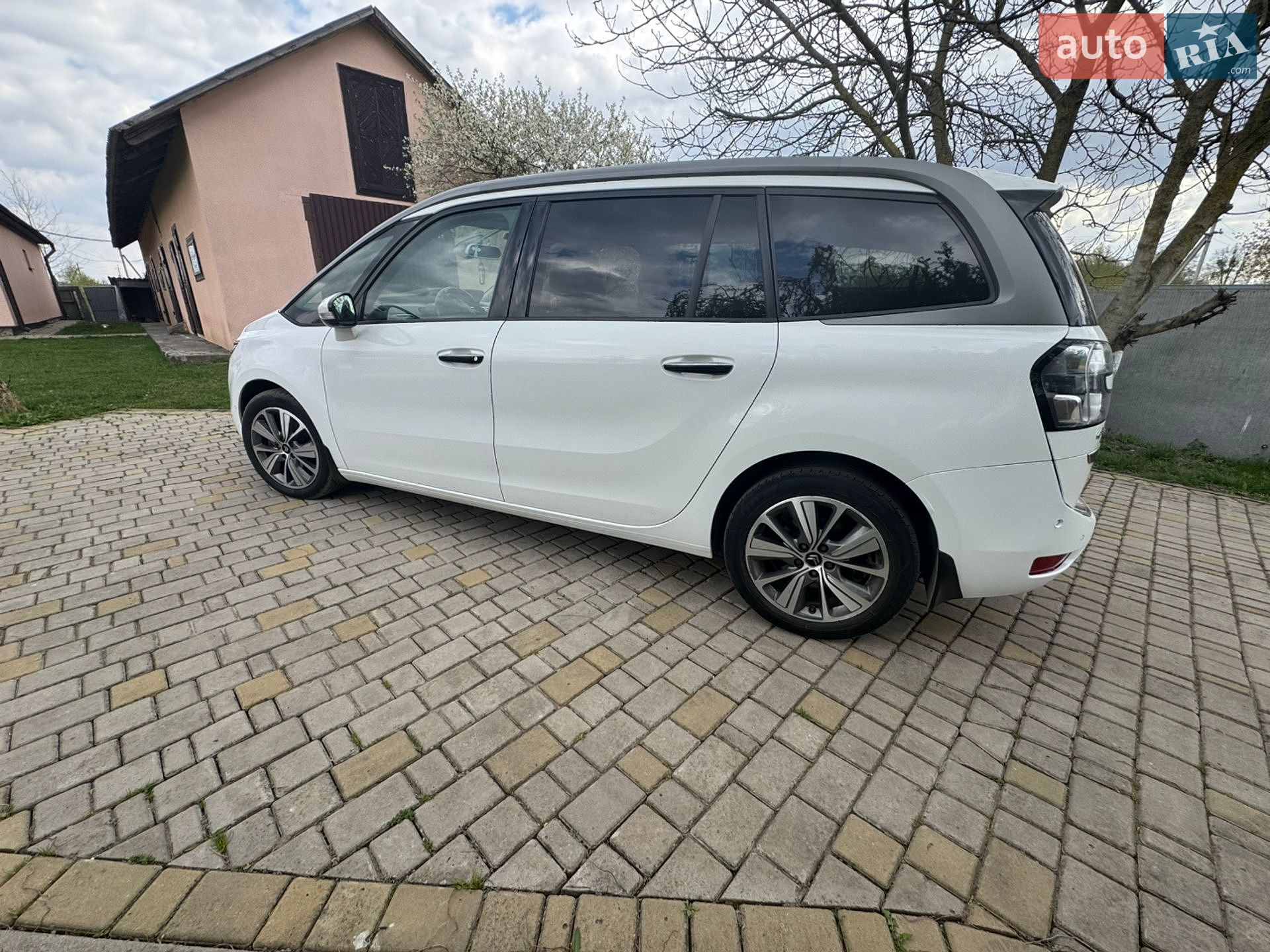 Citroen C4 Picasso 2014 VIN VF73AAHXTEJ845642 фото оголошення 4 з 29