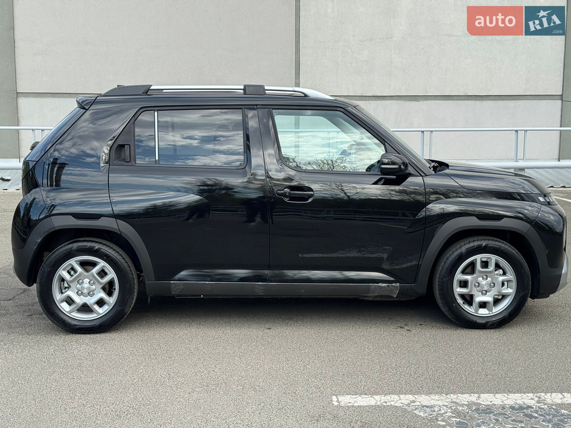 Hyundai Inster EV 2025 VIN KMHB55125SW017623 фото оголошення 7 з 60