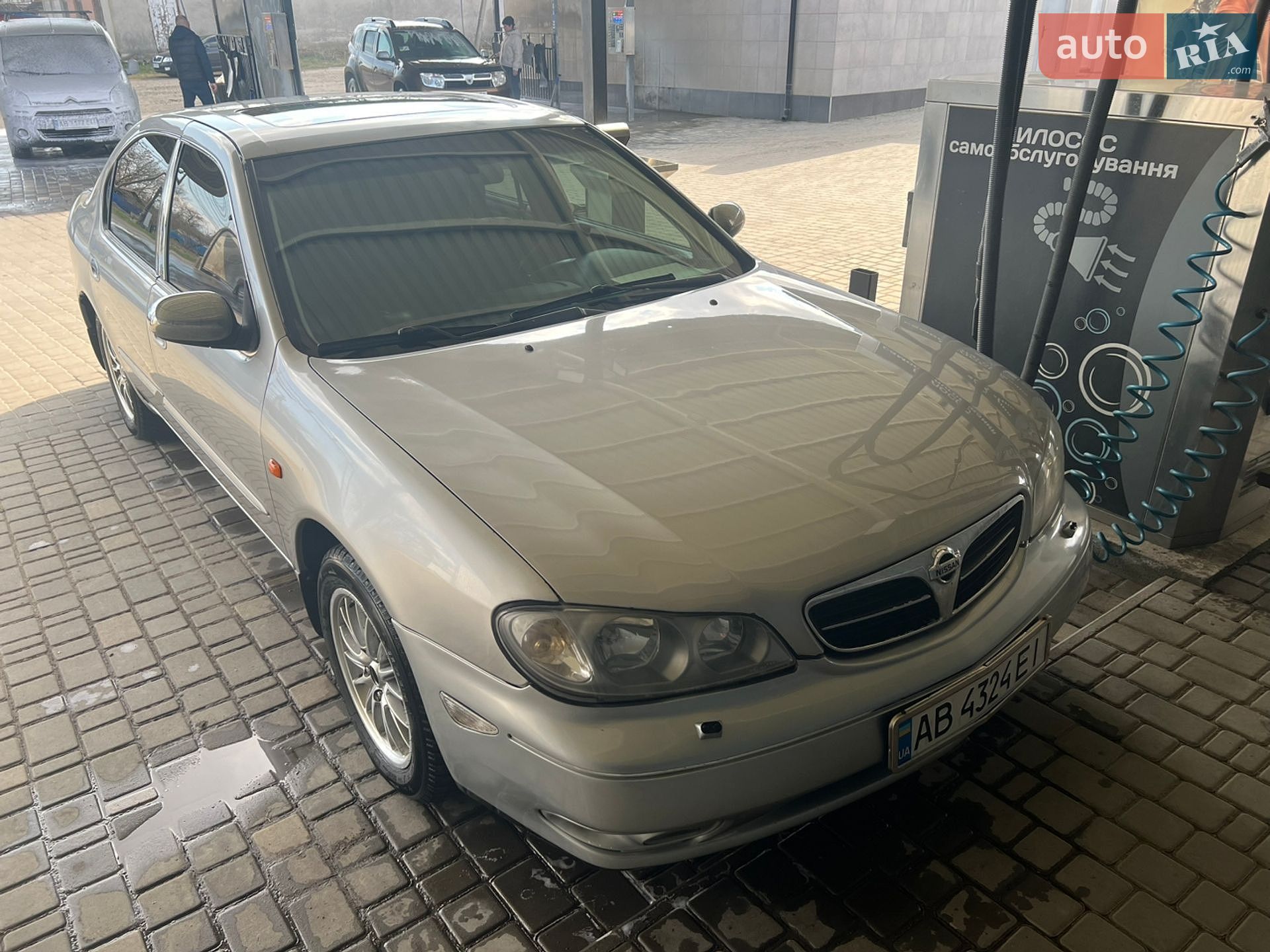 Nissan Maxima 2004 VIN JN1CAUA33U0071862 фото оголошення 8 з 16