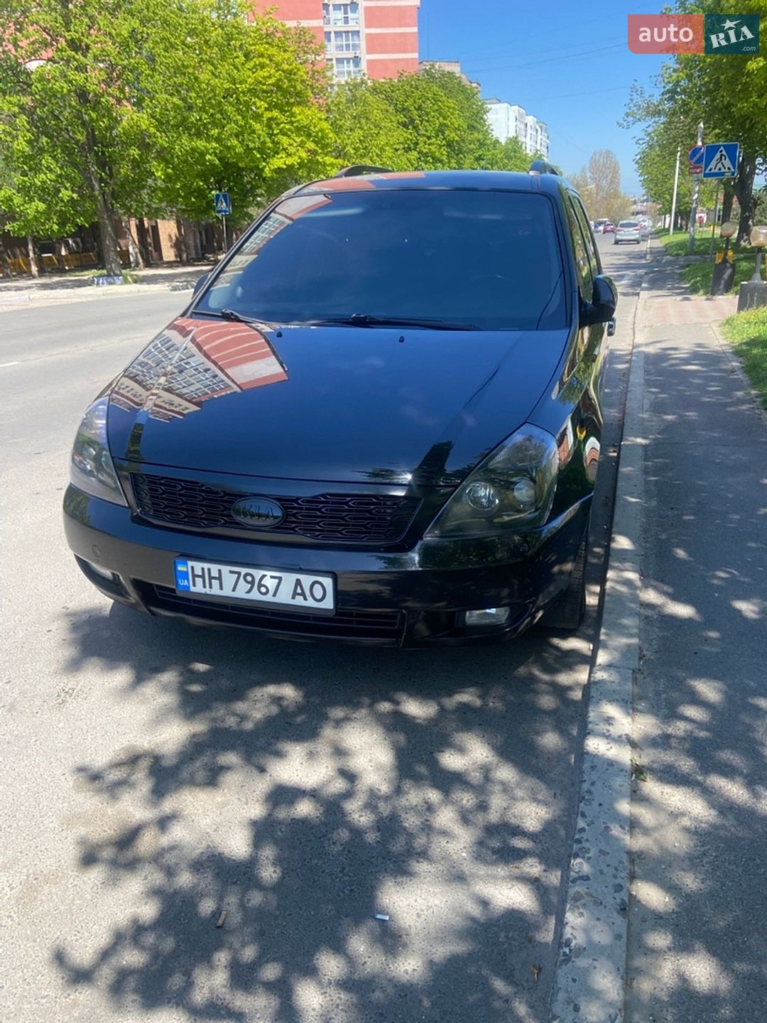 Kia Carnival 2011 VIN KNAMH816BB6418078 фото оголошення 2 з 21