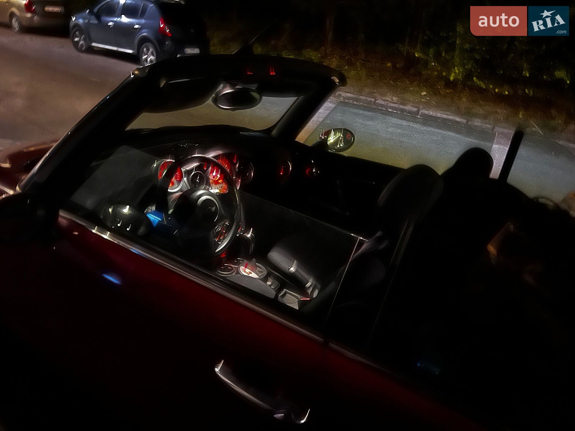 MINI Convertible 2006 VIN WMWRF310X0TF92172 фото оголошення 6 з 6