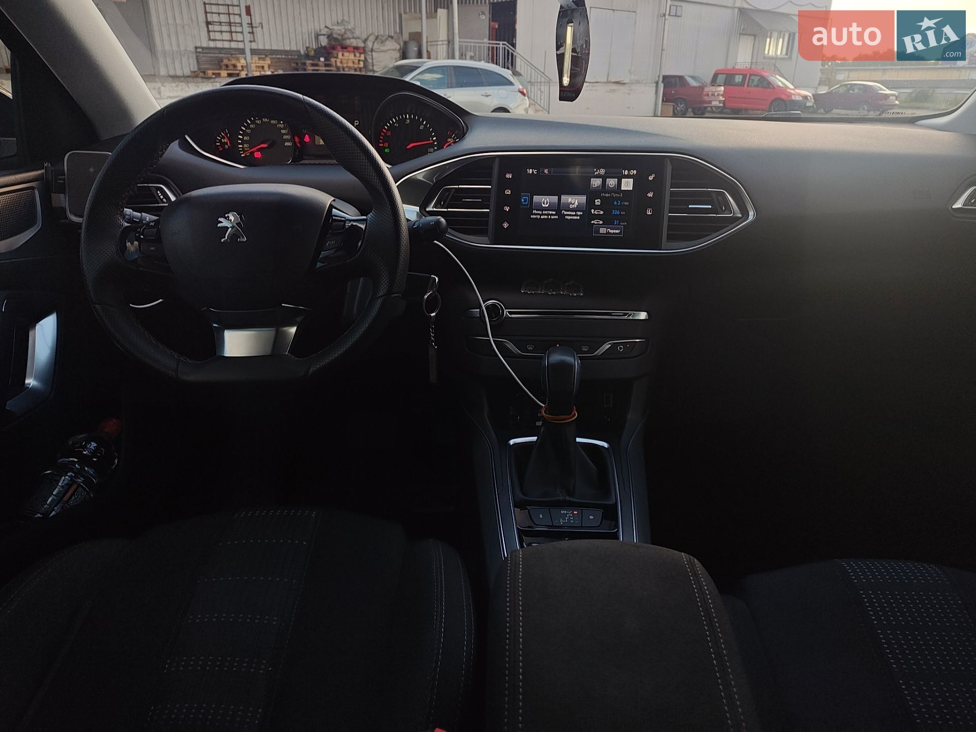 Peugeot 308 2016 VIN VF3LJAHXWGS063778 фото оголошення 18 з 28
