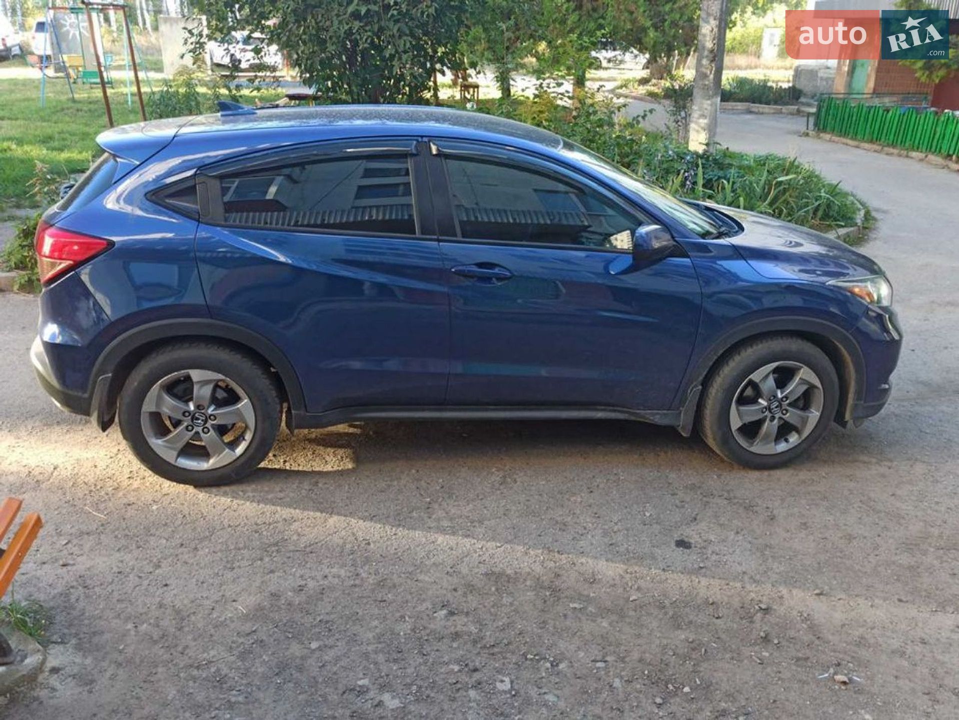 Honda HR-V 2017 VIN 3CZRU6H36HG700510 фото оголошення 8 з 21