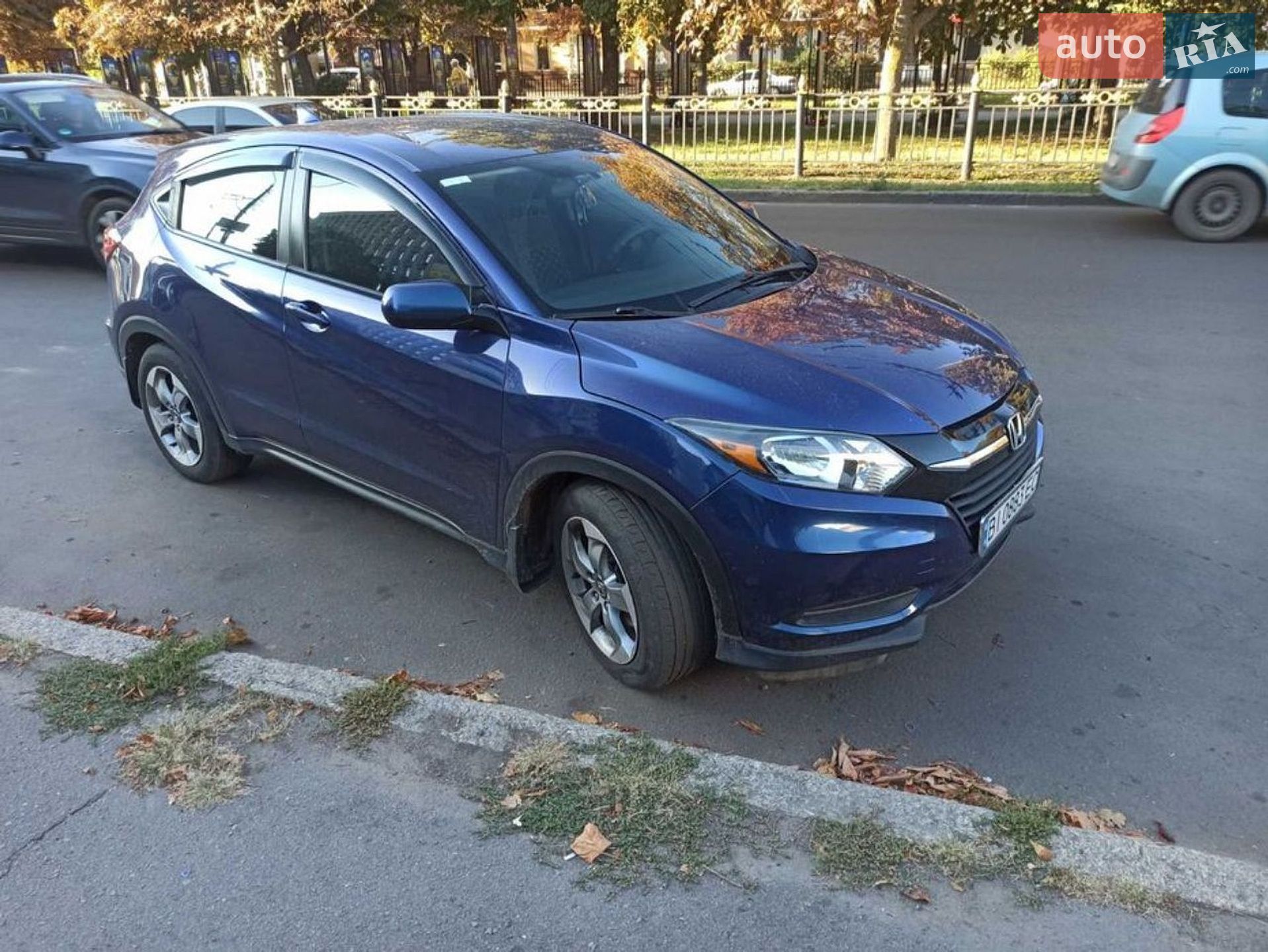 Honda HR-V 2017 VIN 3CZRU6H36HG700510 фото оголошення 9 з 21