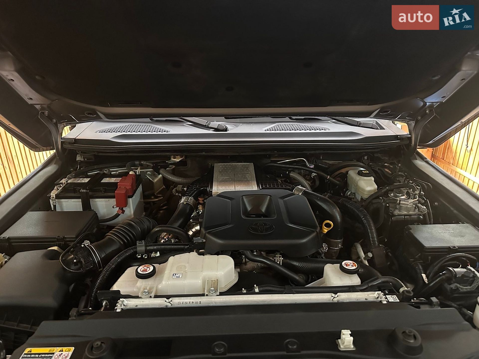 Toyota Land Cruiser Prado 2024 VIN JTEAR3AJ00K009266 фото оголошення 13 з 23