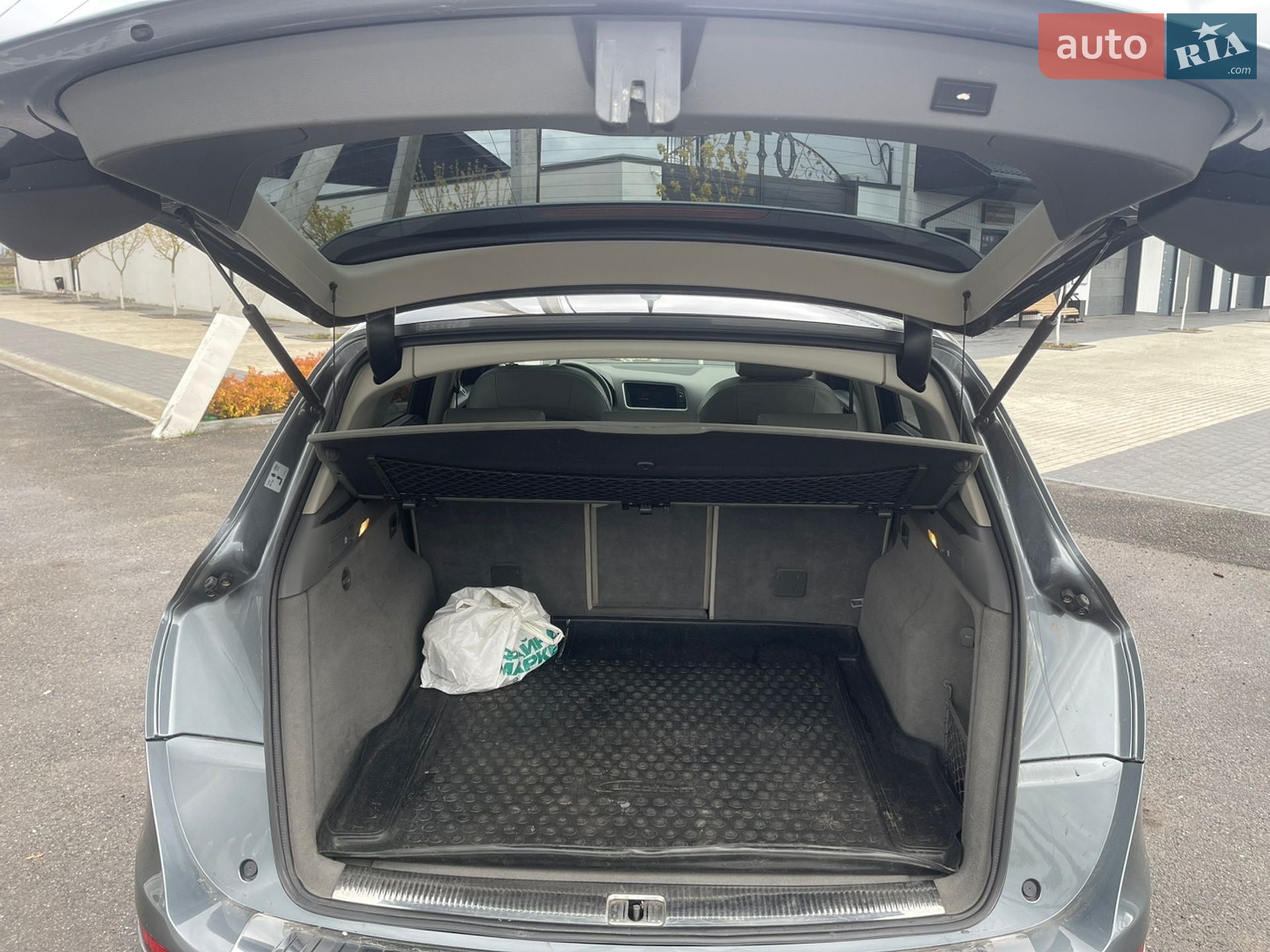 Audi Q5 2011 VIN WAUZZZ8R9CA011191 фото оголошення 39 з 45