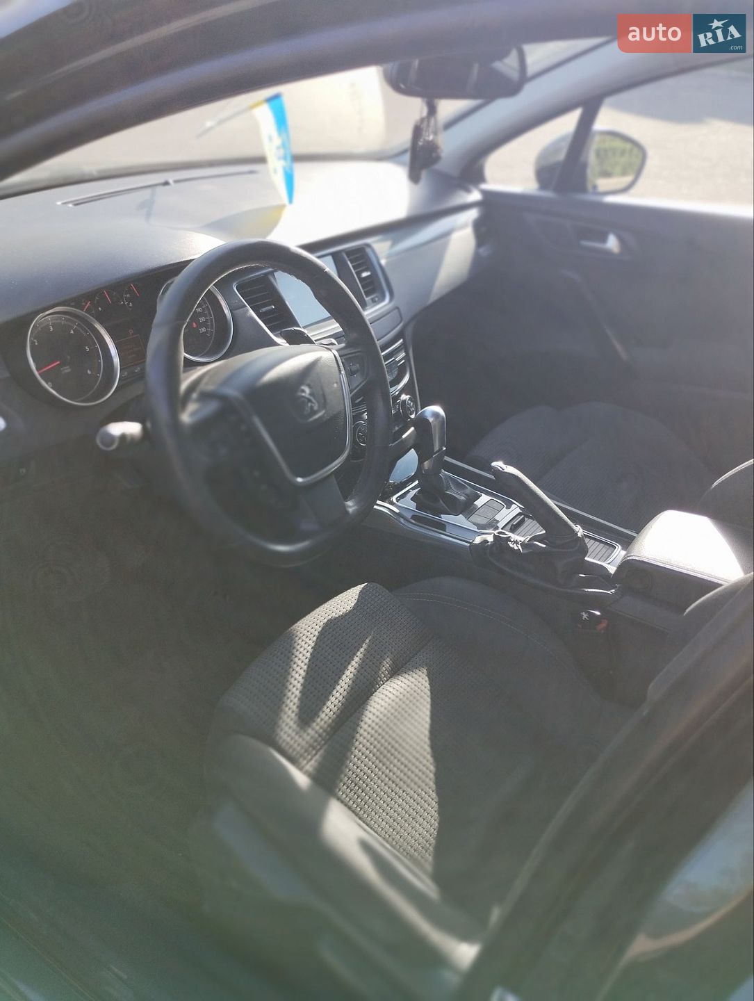 Peugeot PEUGEOT 508 2015 VIN VF38EBHXTFL045832 фото оголошення 10 з 17