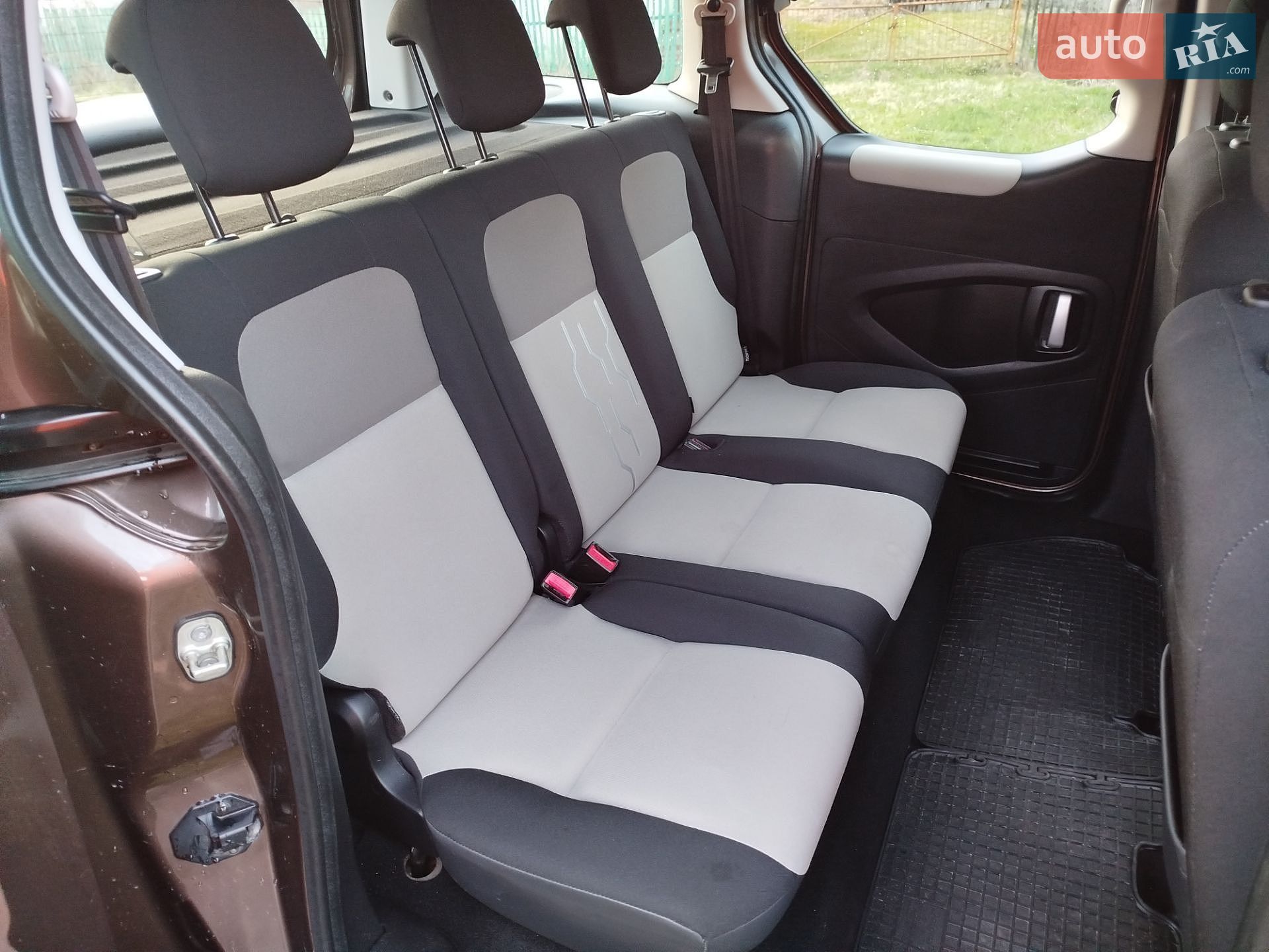 Peugeot Partner 2014 VIN VF37J9HN0DJ853905 фото оголошення 3 з 12