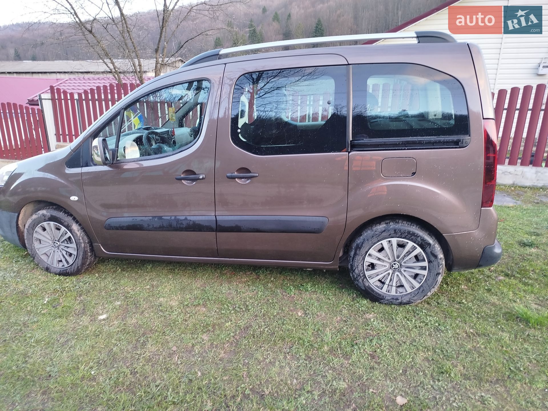Peugeot Partner 2014 VIN VF37J9HN0DJ853905 фото оголошення 4 з 12