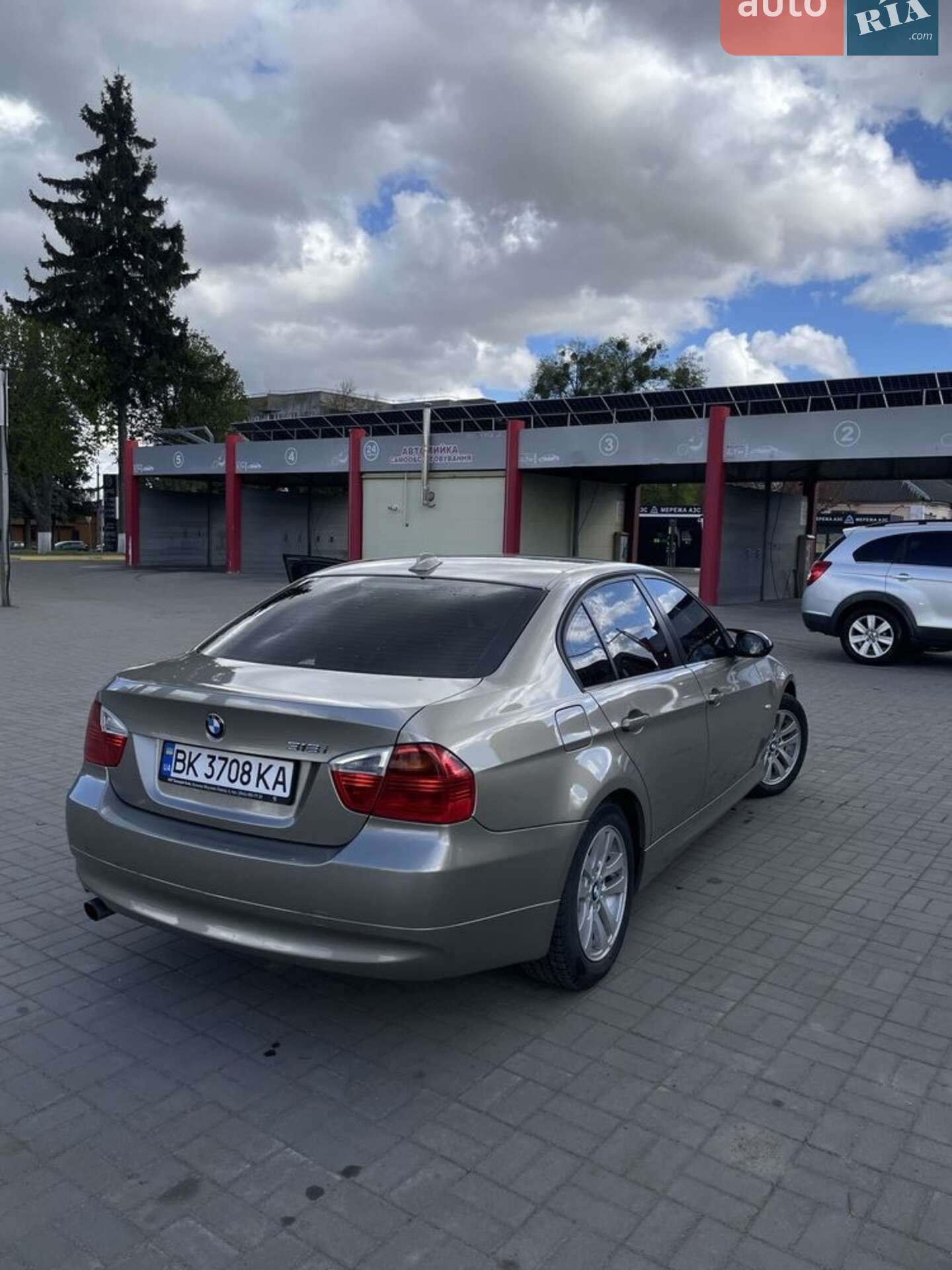 BMW 3 Series 2007 VIN WBAVA51070KV29624 фото оголошення 3 з 13