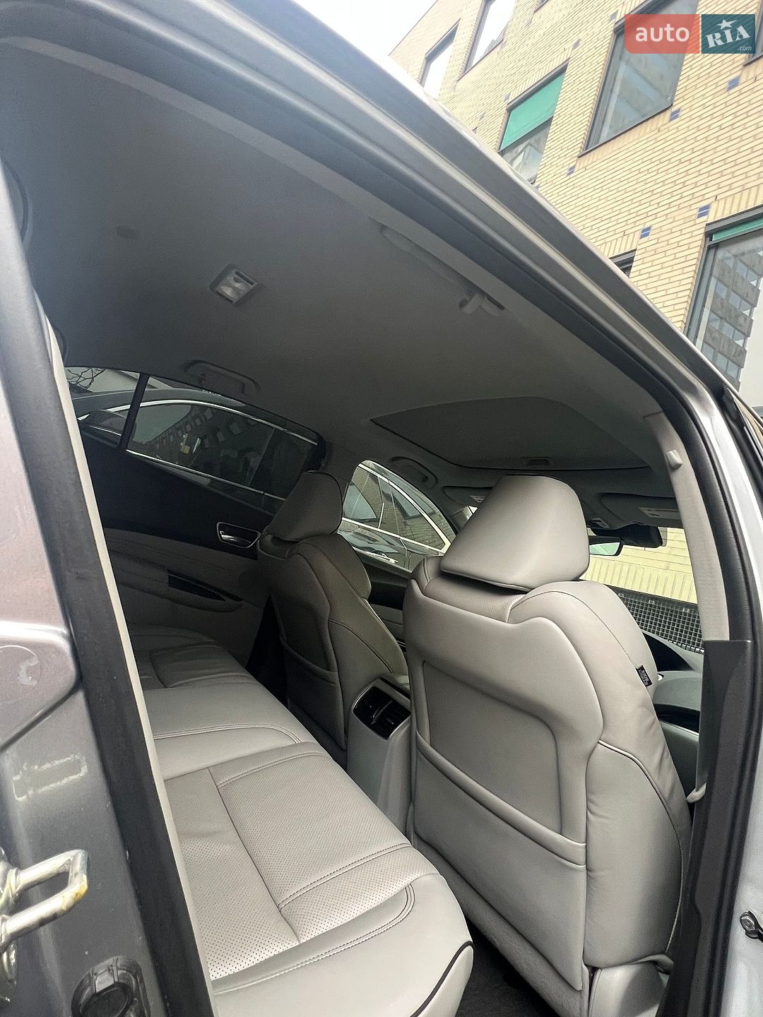 Acura TLX 2017 VIN 19UUB3F5XJA001640 фото оголошення 40 з 40