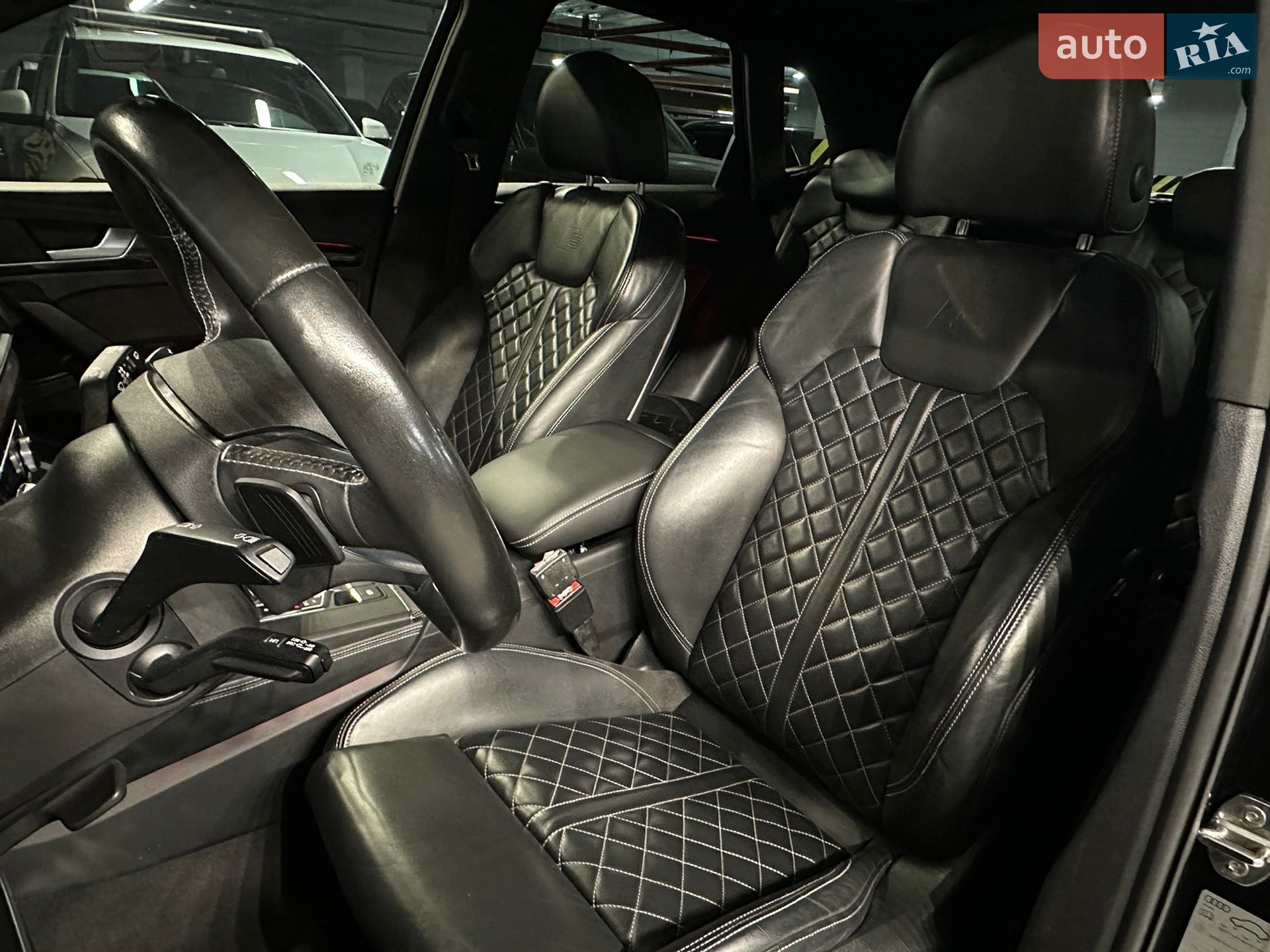 Audi SQ5 2020 VIN WAUZZZFYXL2051820 фото оголошення 15 з 24