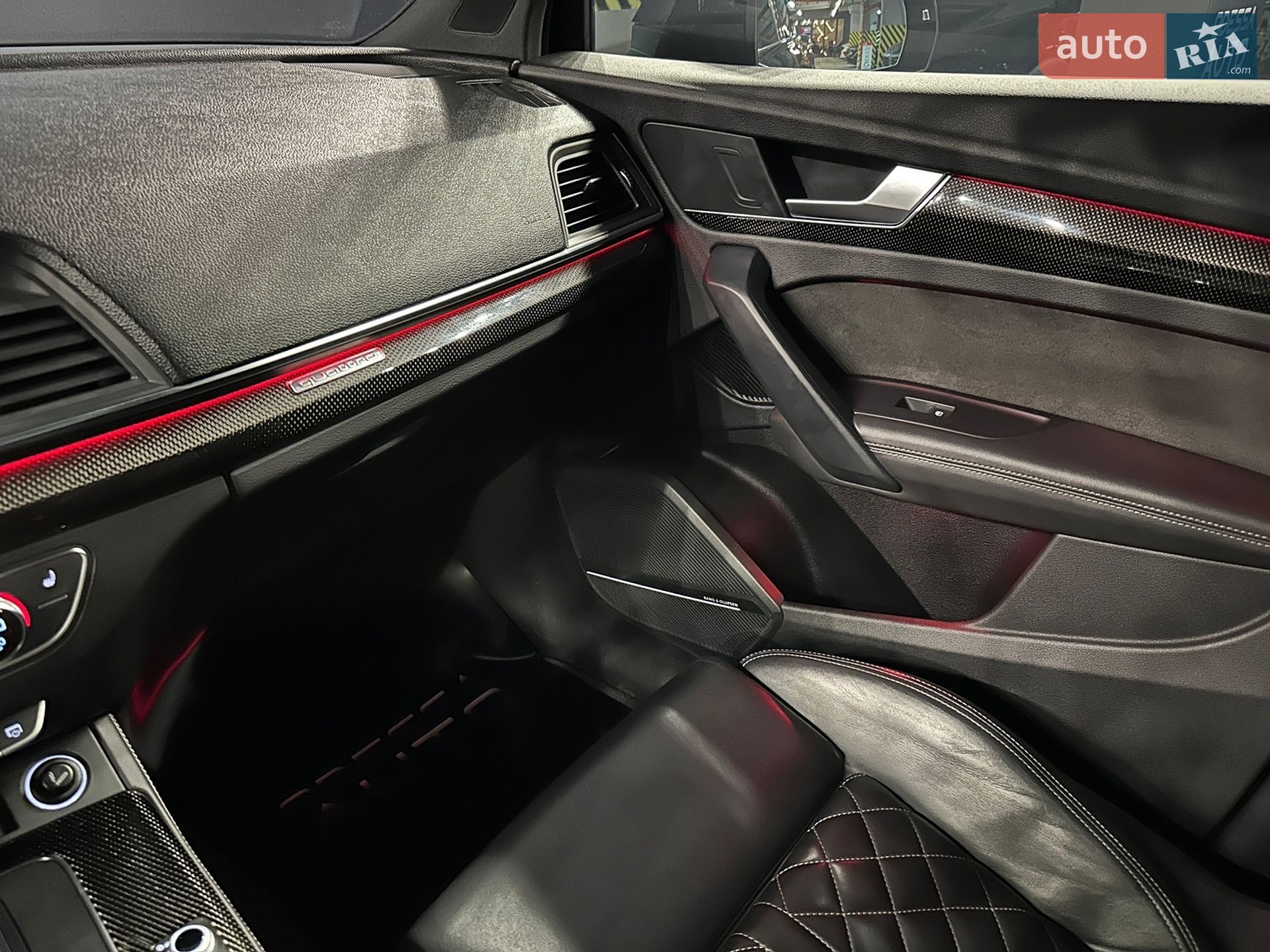 Audi SQ5 2020 VIN WAUZZZFYXL2051820 фото оголошення 17 з 24