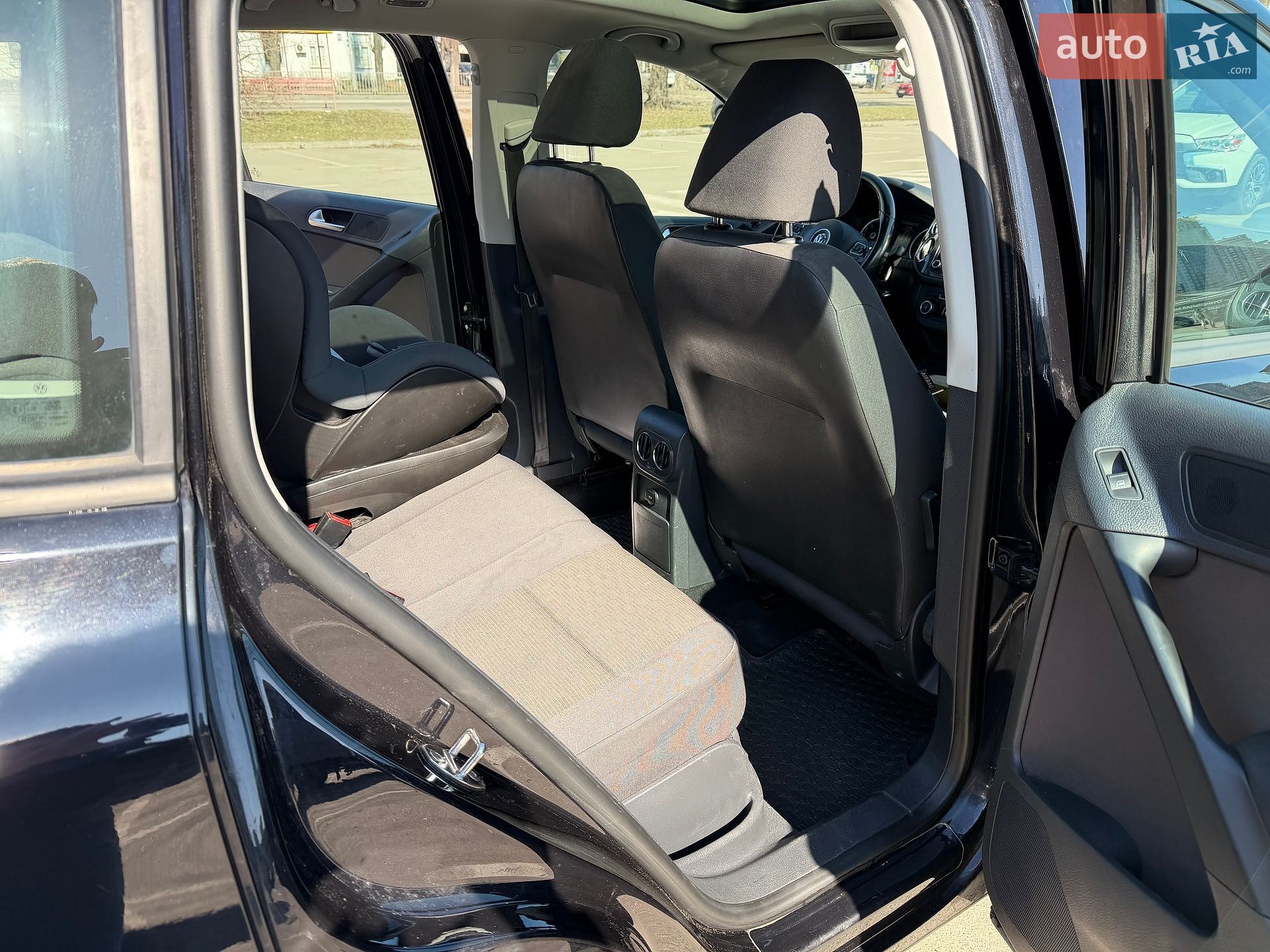 Volkswagen Tiguan 2011 VIN WVGZZZ5NZCW554728 фото оголошення 3 з 7