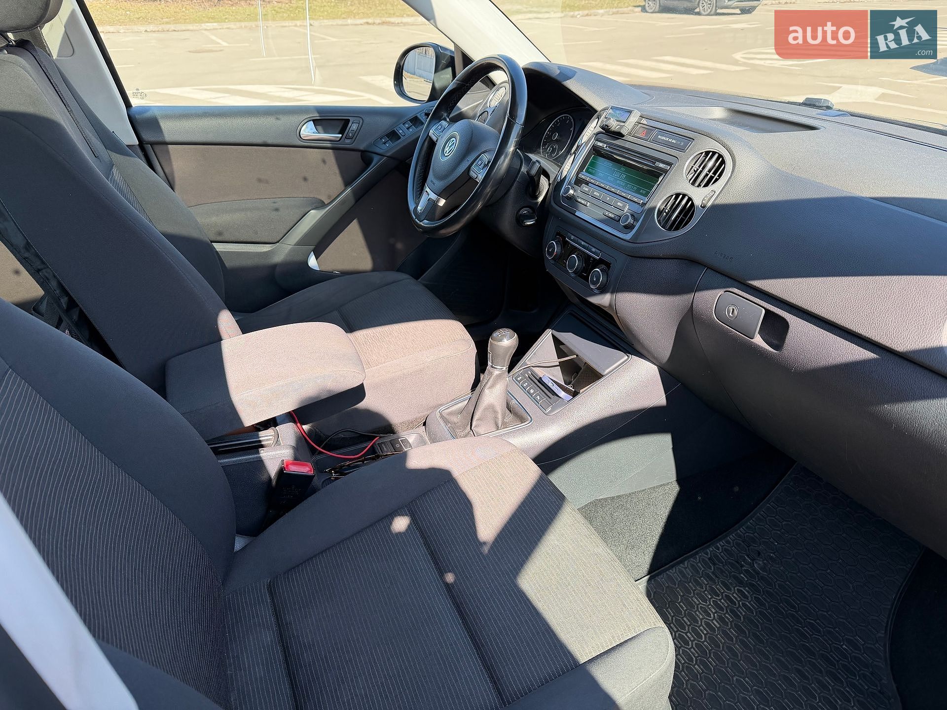 Volkswagen Tiguan 2011 VIN WVGZZZ5NZCW554728 фото оголошення 4 з 7