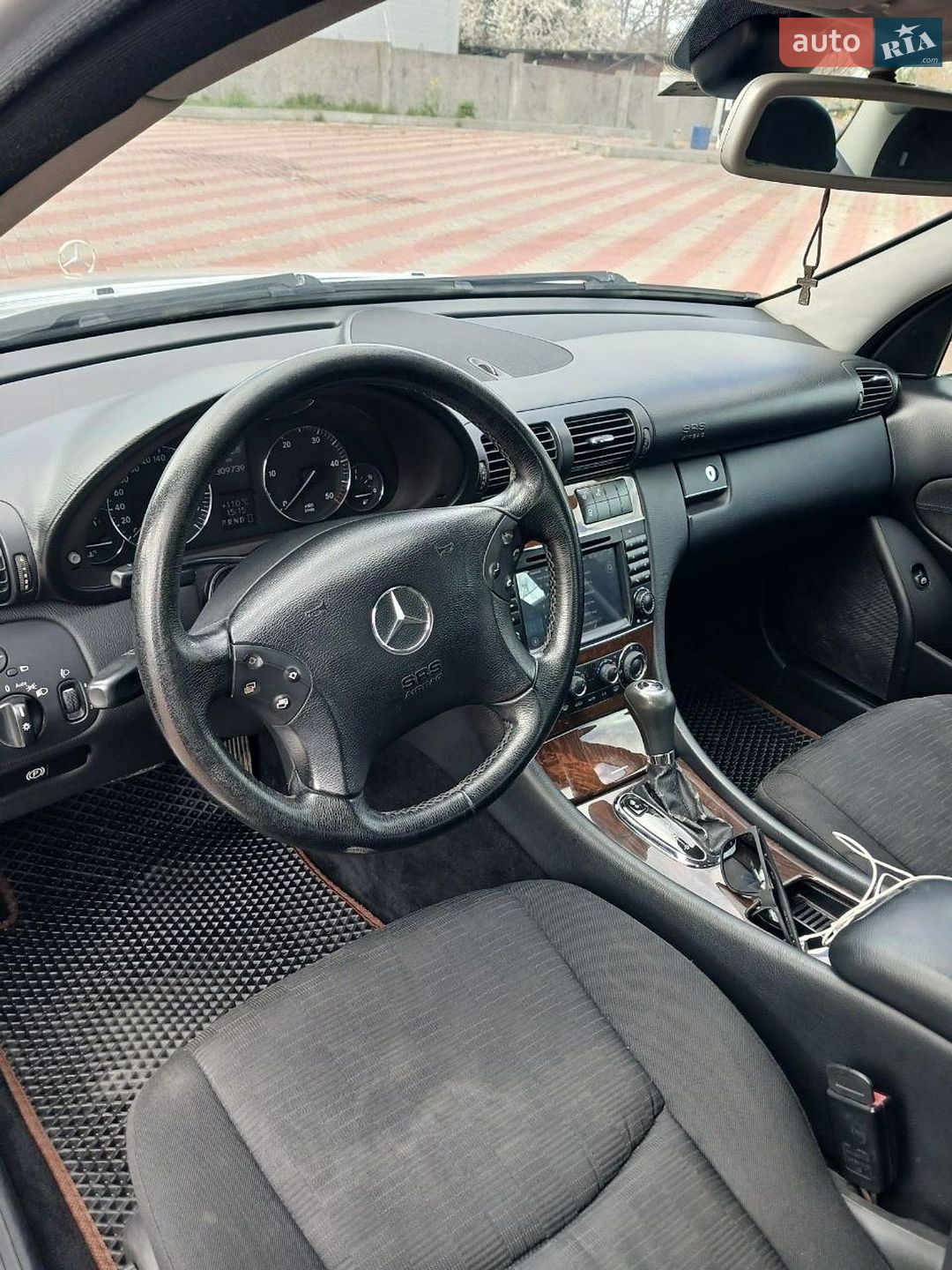 Mercedes-Benz C-Class 2006 VIN WDB2030081F796035 фото оголошення 16 з 25