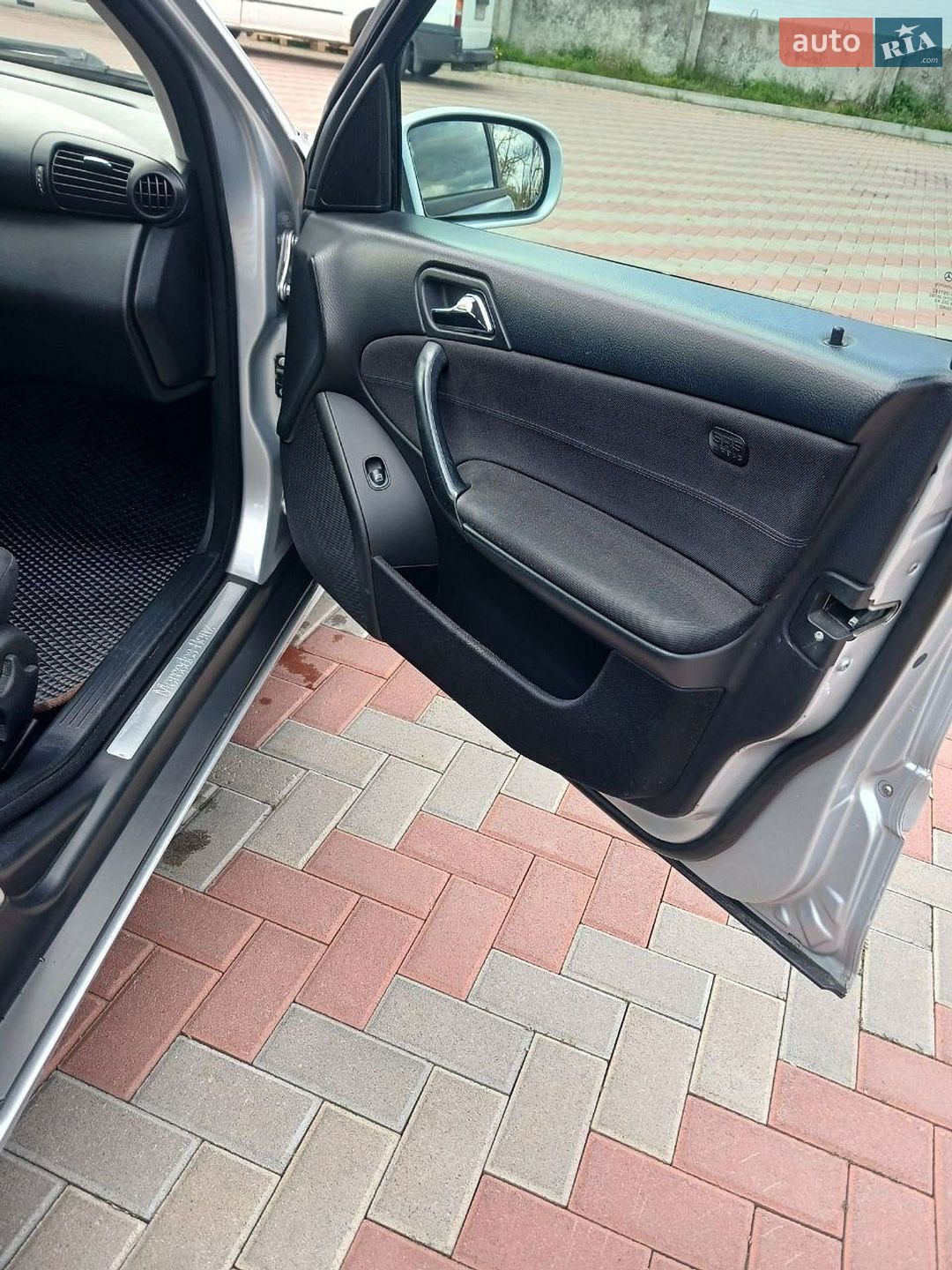 Mercedes-Benz C-Class 2006 VIN WDB2030081F796035 фото оголошення 19 з 25