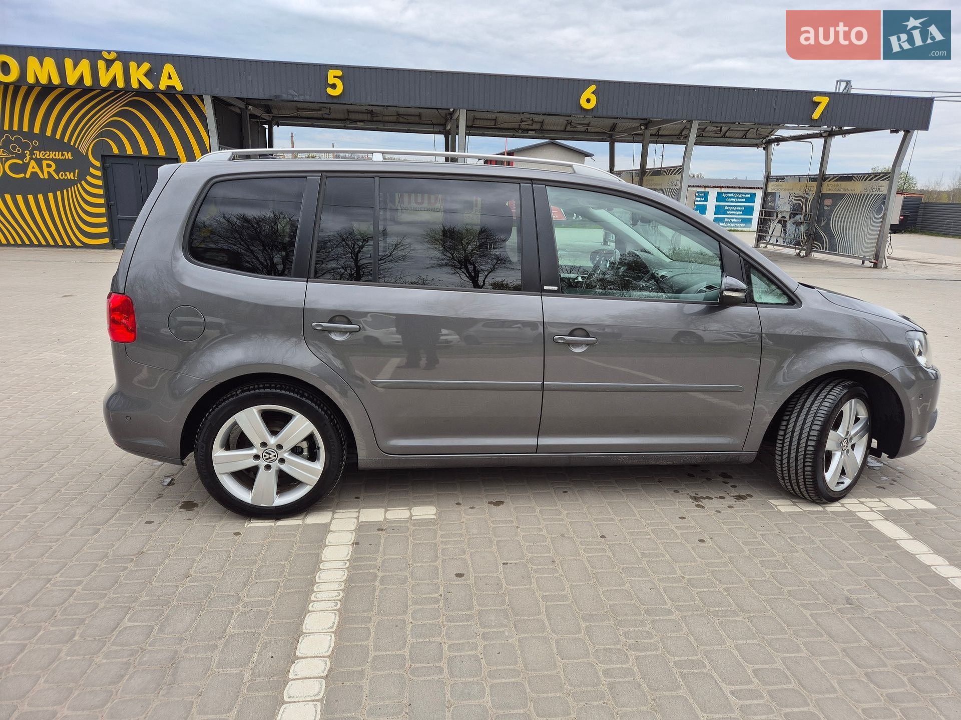 Volkswagen Touran 2011 VIN WVGZZZ1TZCW054491 фото оголошення 4 з 90