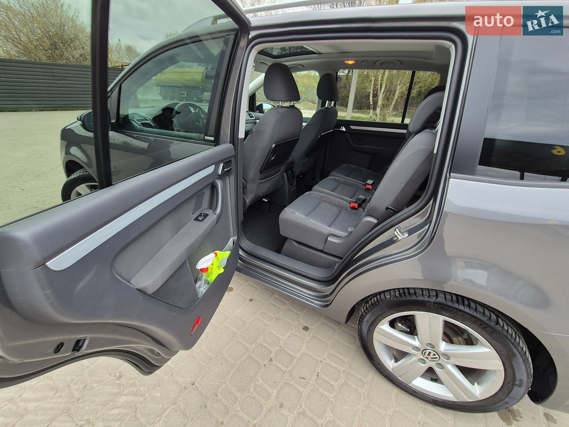 Volkswagen Touran 2011 VIN WVGZZZ1TZCW054491 фото оголошення 35 з 90