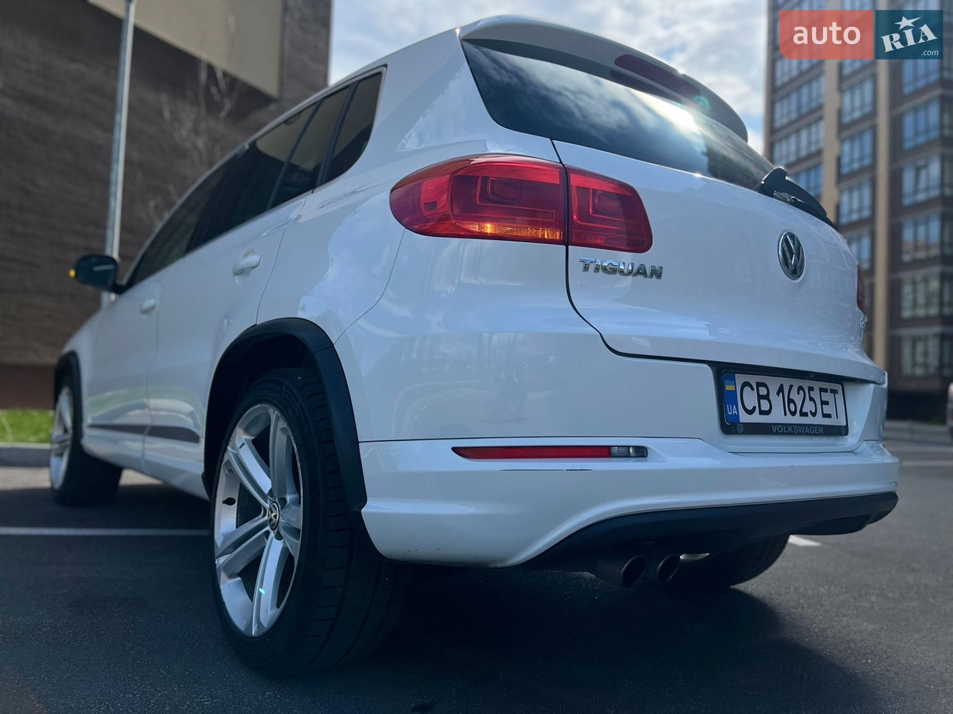 Volkswagen Tiguan 2016 VIN WVGTV7AX0HK013474 фото оголошення 24 з 25