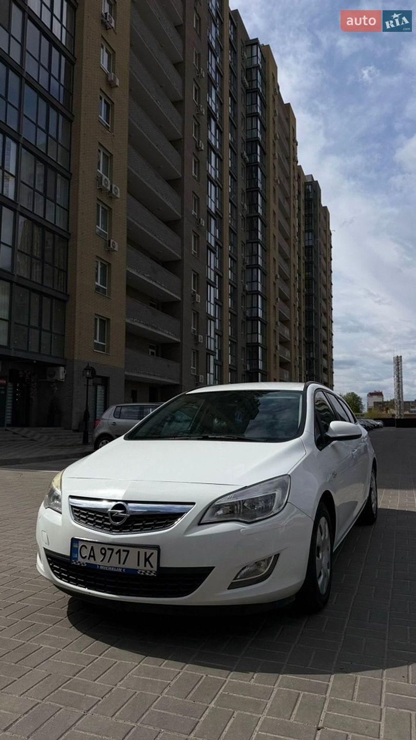 Opel Astra 2011 VIN W0LPD8EA9B8048778 фото оголошення 2 з 19