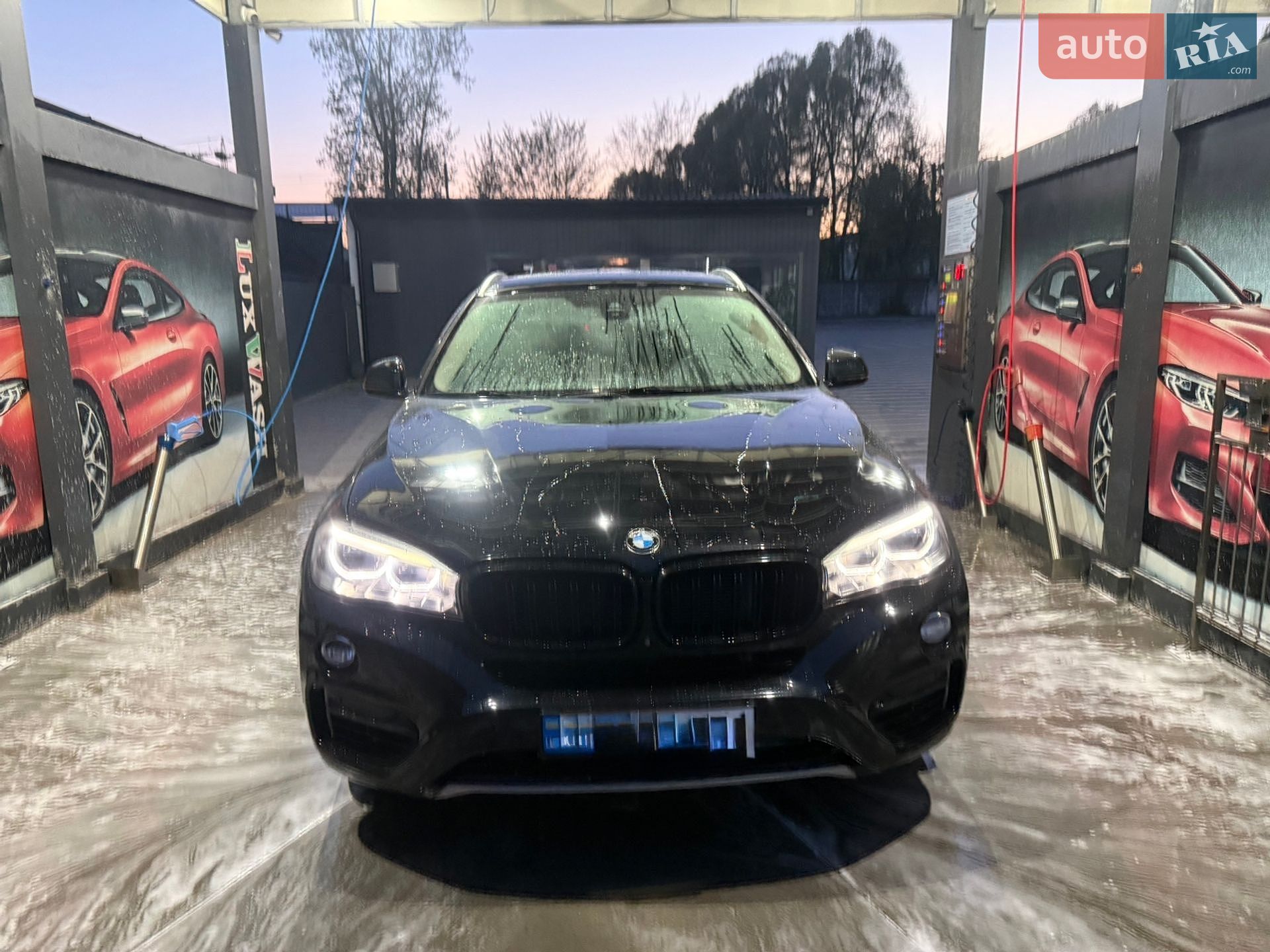 BMW X6 2017 VIN WBAKV210XJ0Y40340 фото оголошення 17 з 47