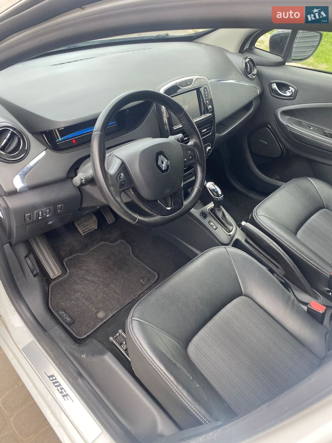 Renault Zoe 2019 VIN VF1AG000463395354 фото оголошення 8 з 12