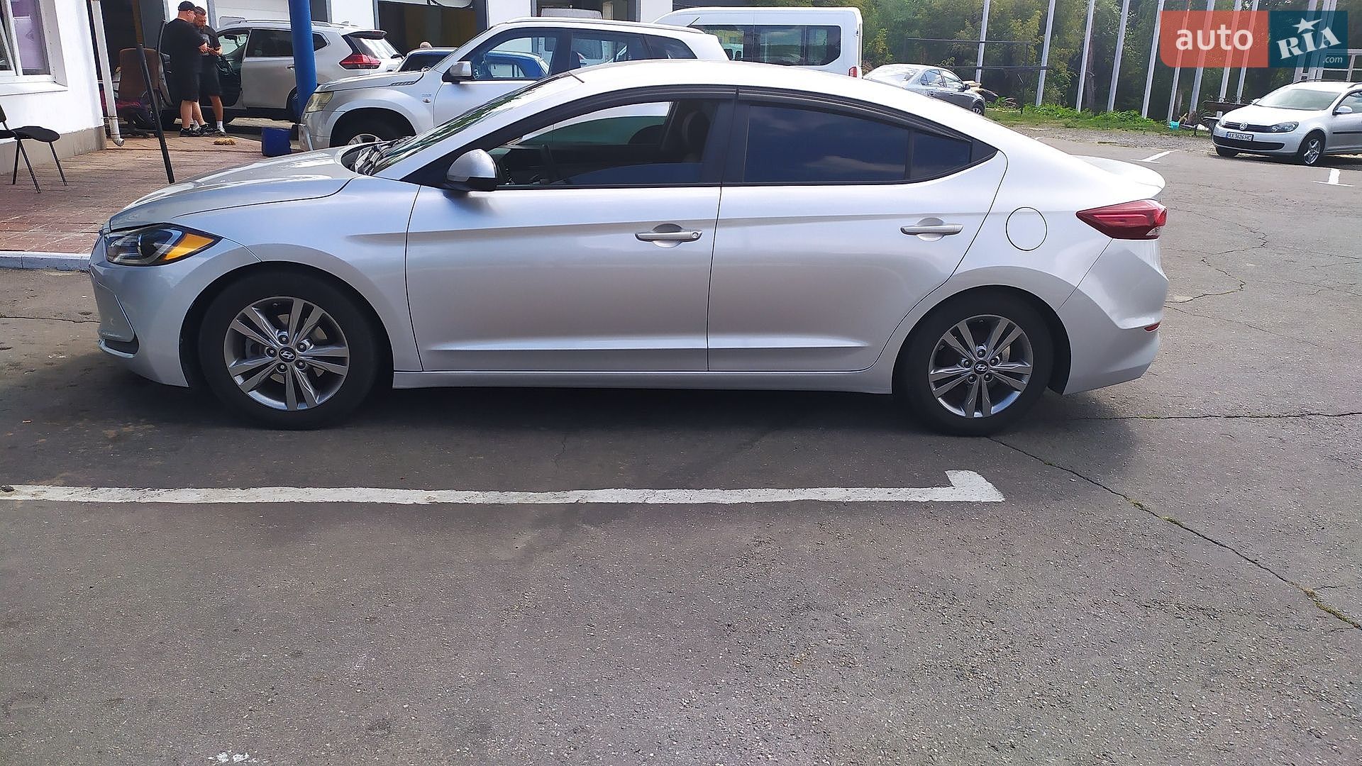 Hyundai Elantra 2016 VIN 5NPD84LF1HH034450 фото оголошення 5 з 12
