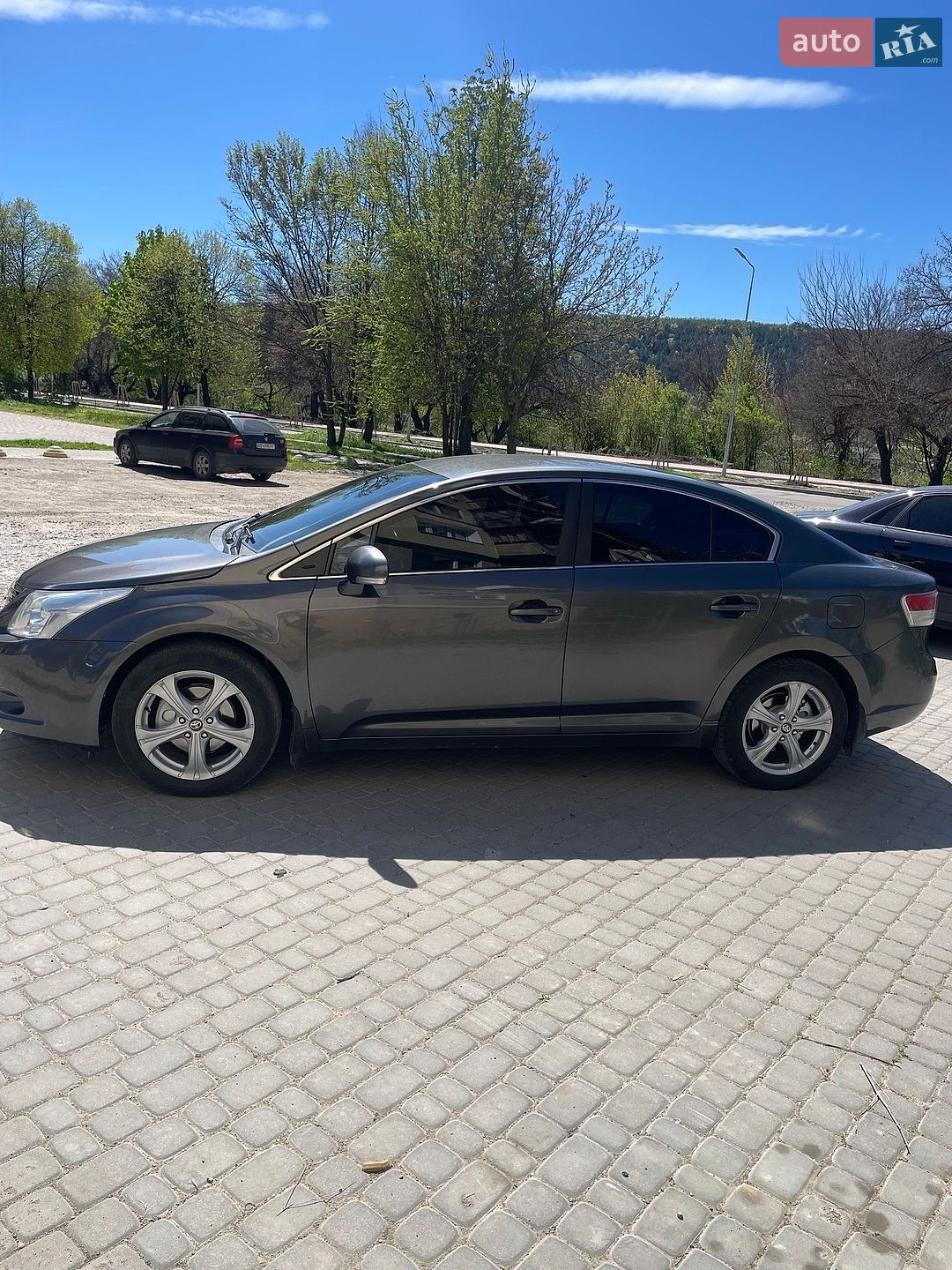Toyota Avensis 2011 VIN SB1BG76LX0E061331 фото оголошення 2 з 14