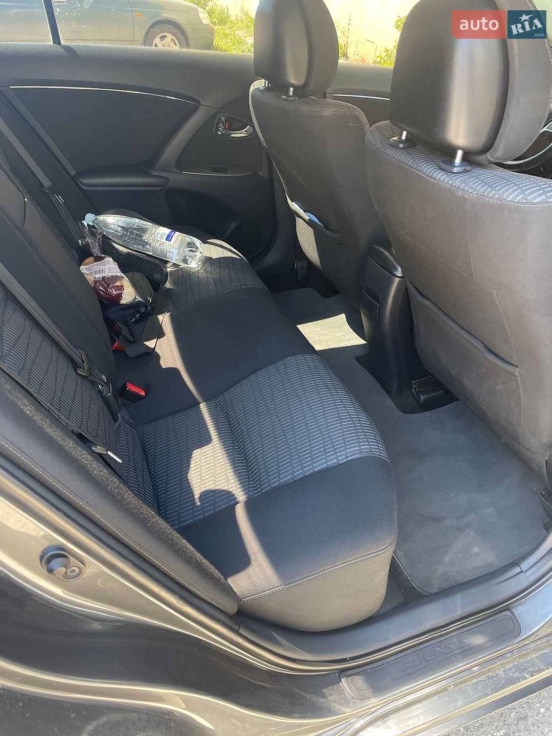 Toyota Avensis 2011 VIN SB1BG76LX0E061331 фото оголошення 12 з 14