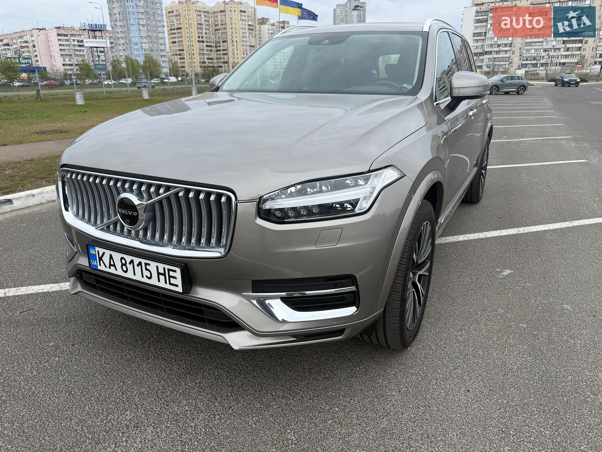 Volvo Xc90 2022 VIN YV1LFH5VDN1842579 фото оголошення 2 з 25