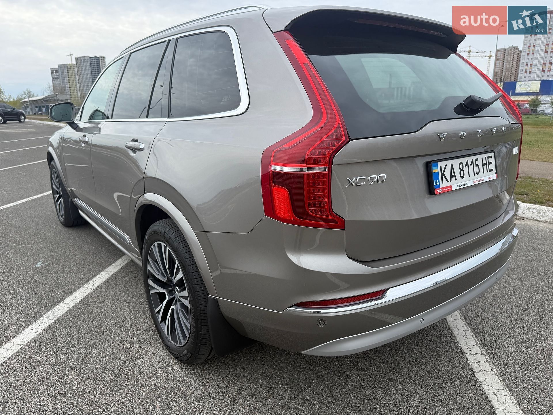 Volvo Xc90 2022 VIN YV1LFH5VDN1842579 фото оголошення 4 з 25