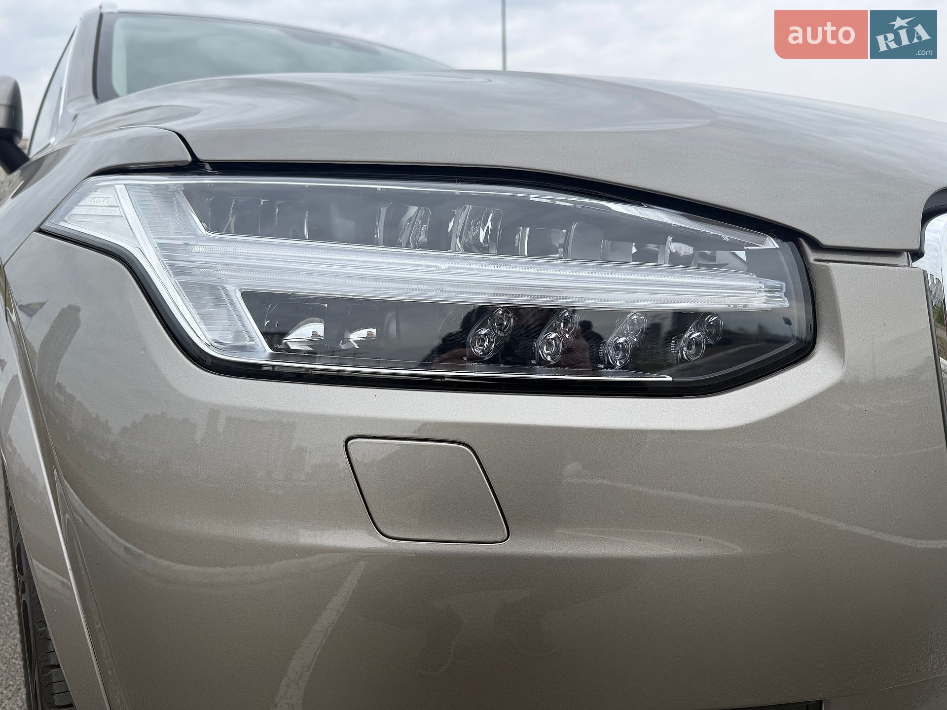 Volvo Xc90 2022 VIN YV1LFH5VDN1842579 фото оголошення 6 з 25