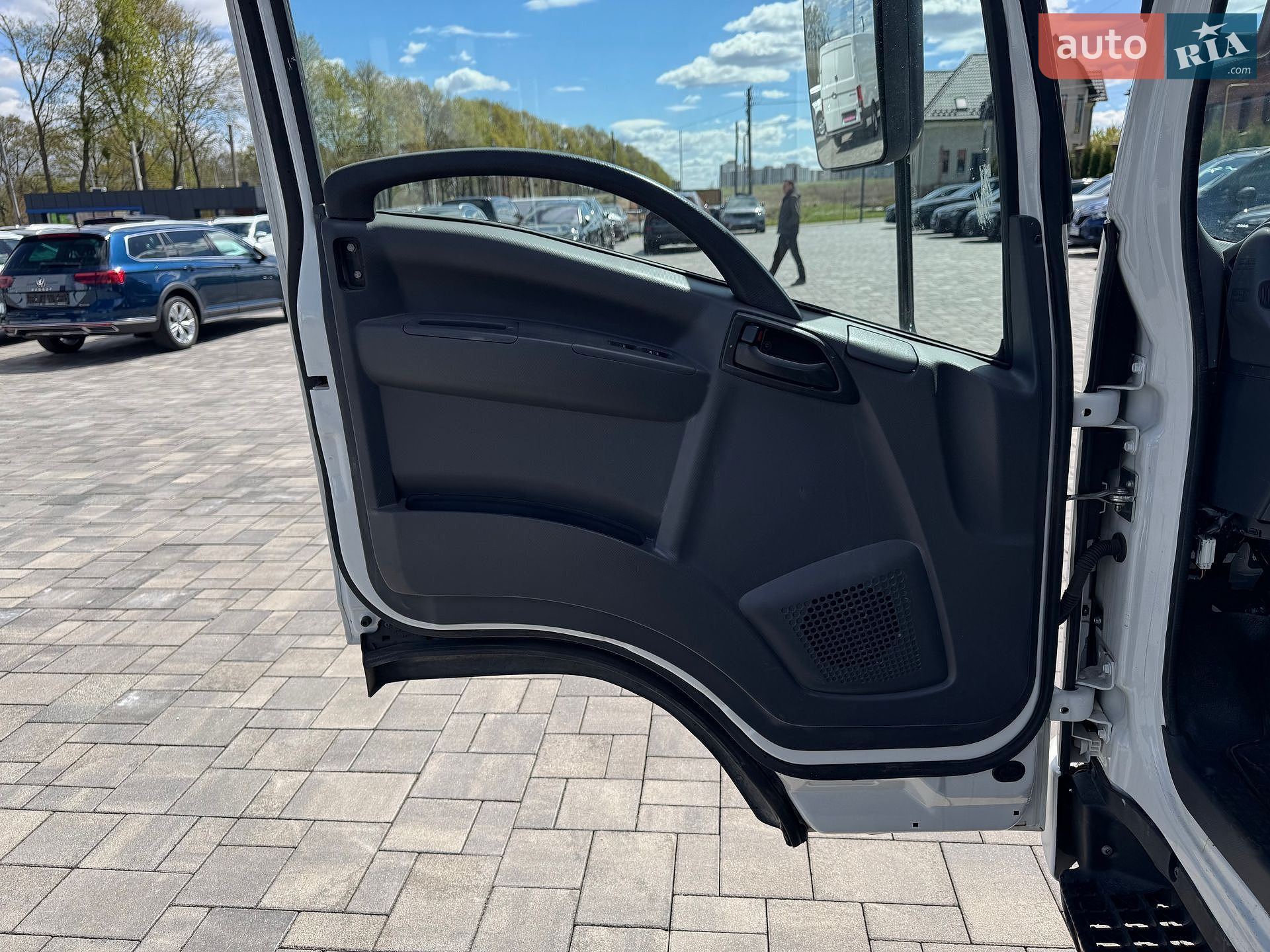 Isuzu NLR 2023 VIN JAANLR87EM7104545 фото оголошення 13 з 30