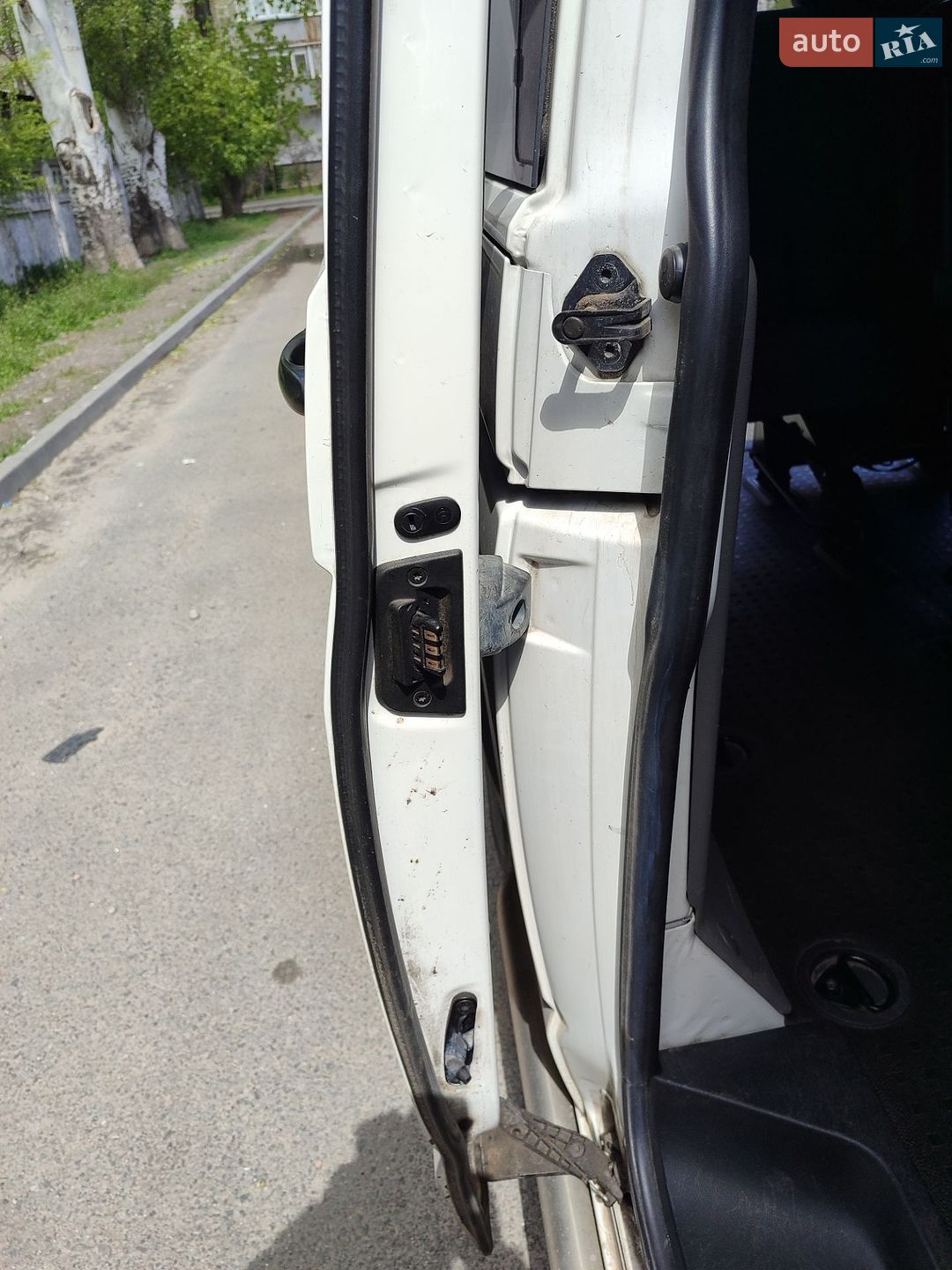 Volkswagen Transporter 2012 VIN WV2ZZZ7HZCH134671 фото оголошення 33 з 61