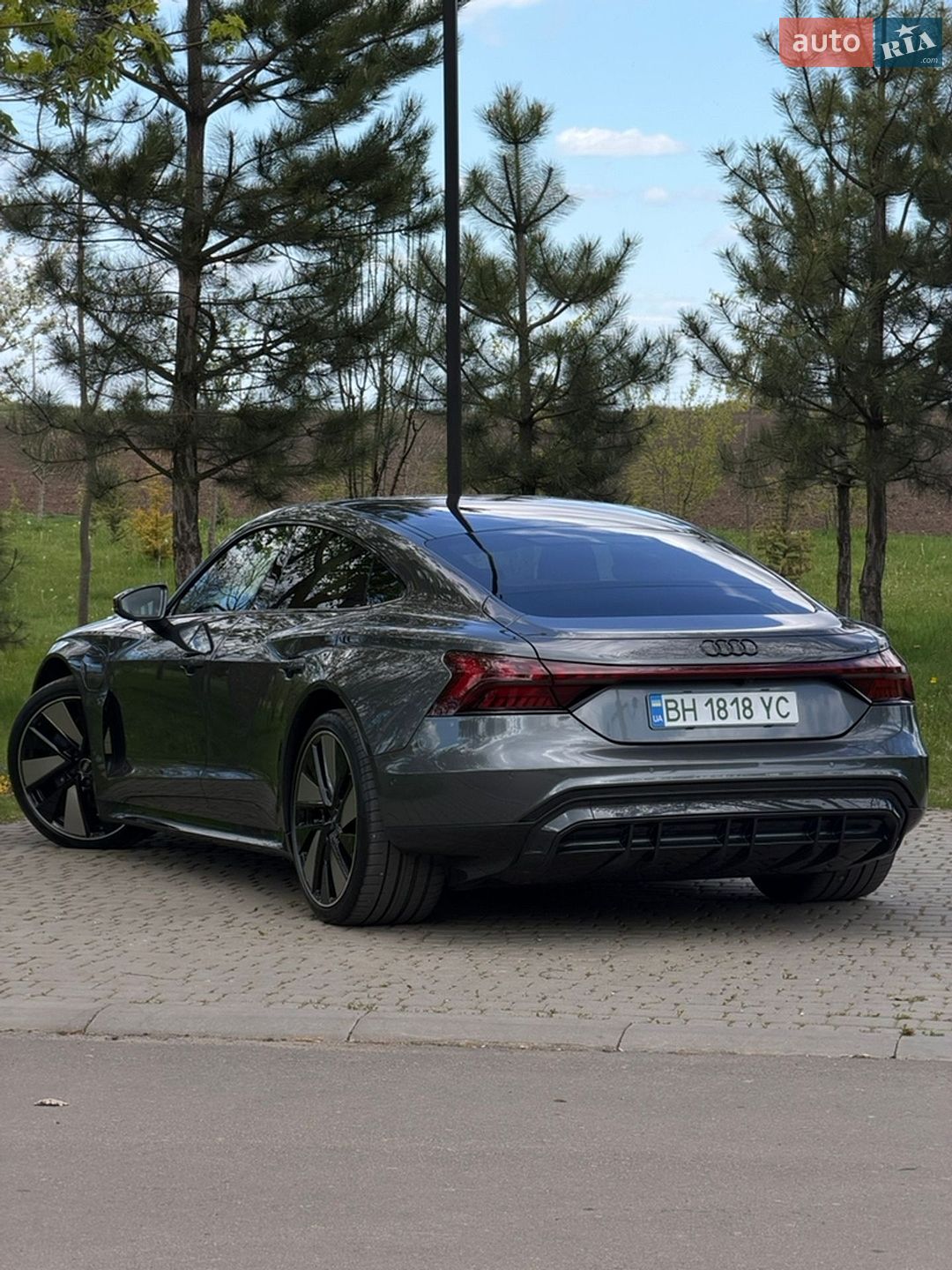 Audi e-tron GT 2023 VIN WAUZZZFW2P7007575 фото оголошення 5 з 22