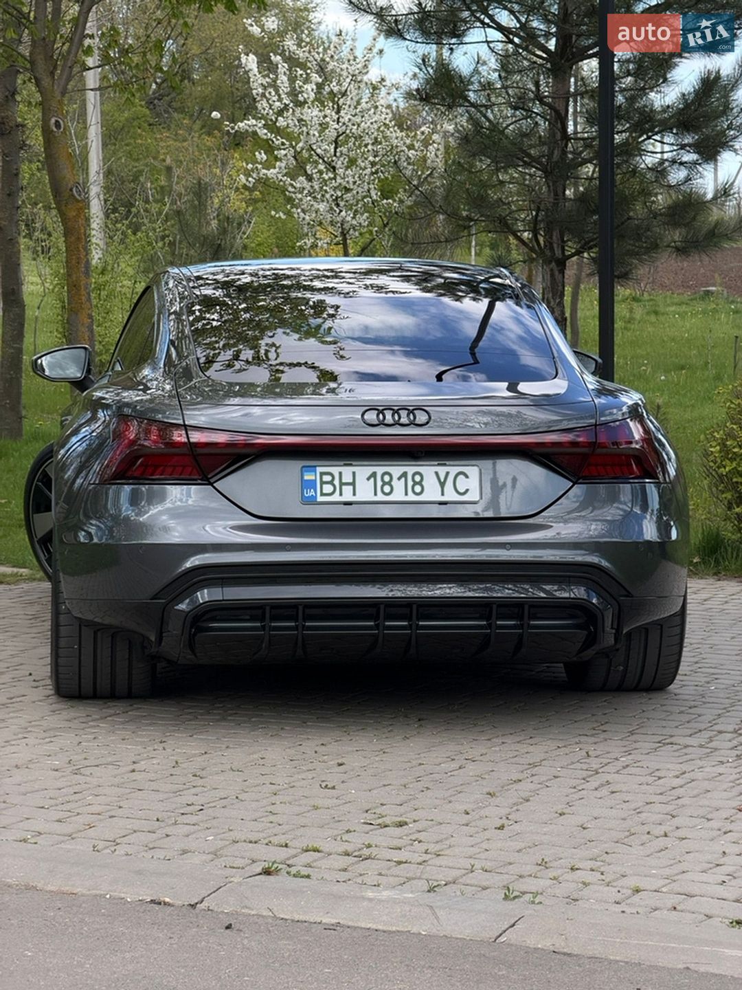 Audi e-tron GT 2023 VIN WAUZZZFW2P7007575 фото оголошення 9 з 22