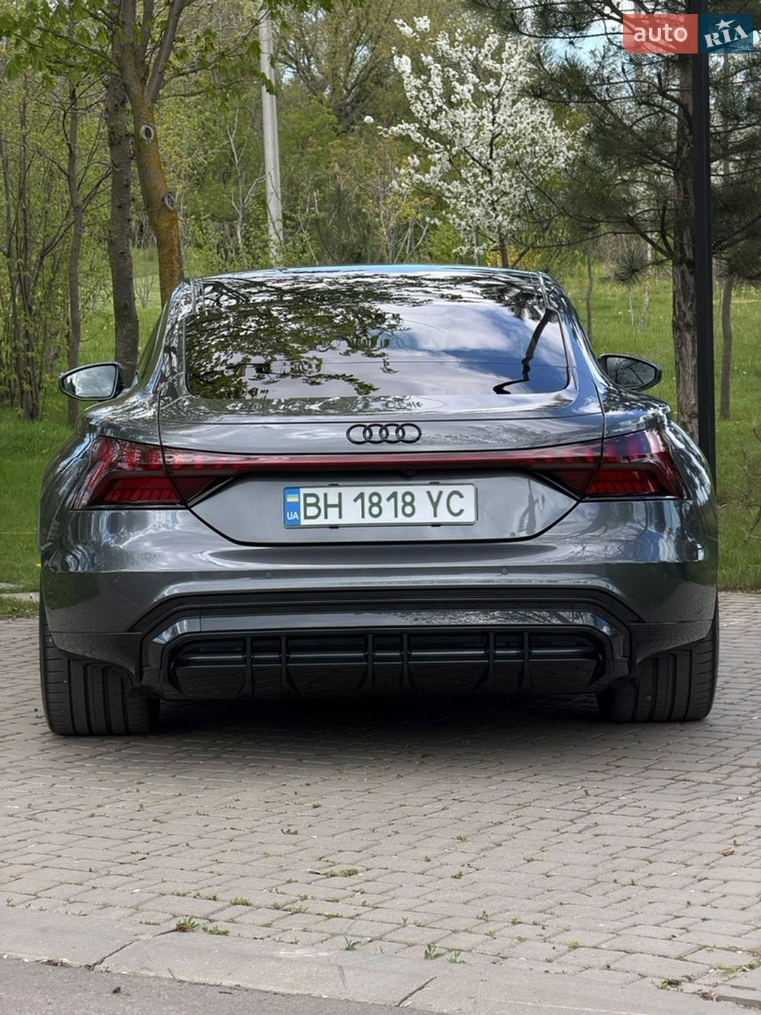 Audi e-tron GT 2023 VIN WAUZZZFW2P7007575 фото оголошення 10 з 22