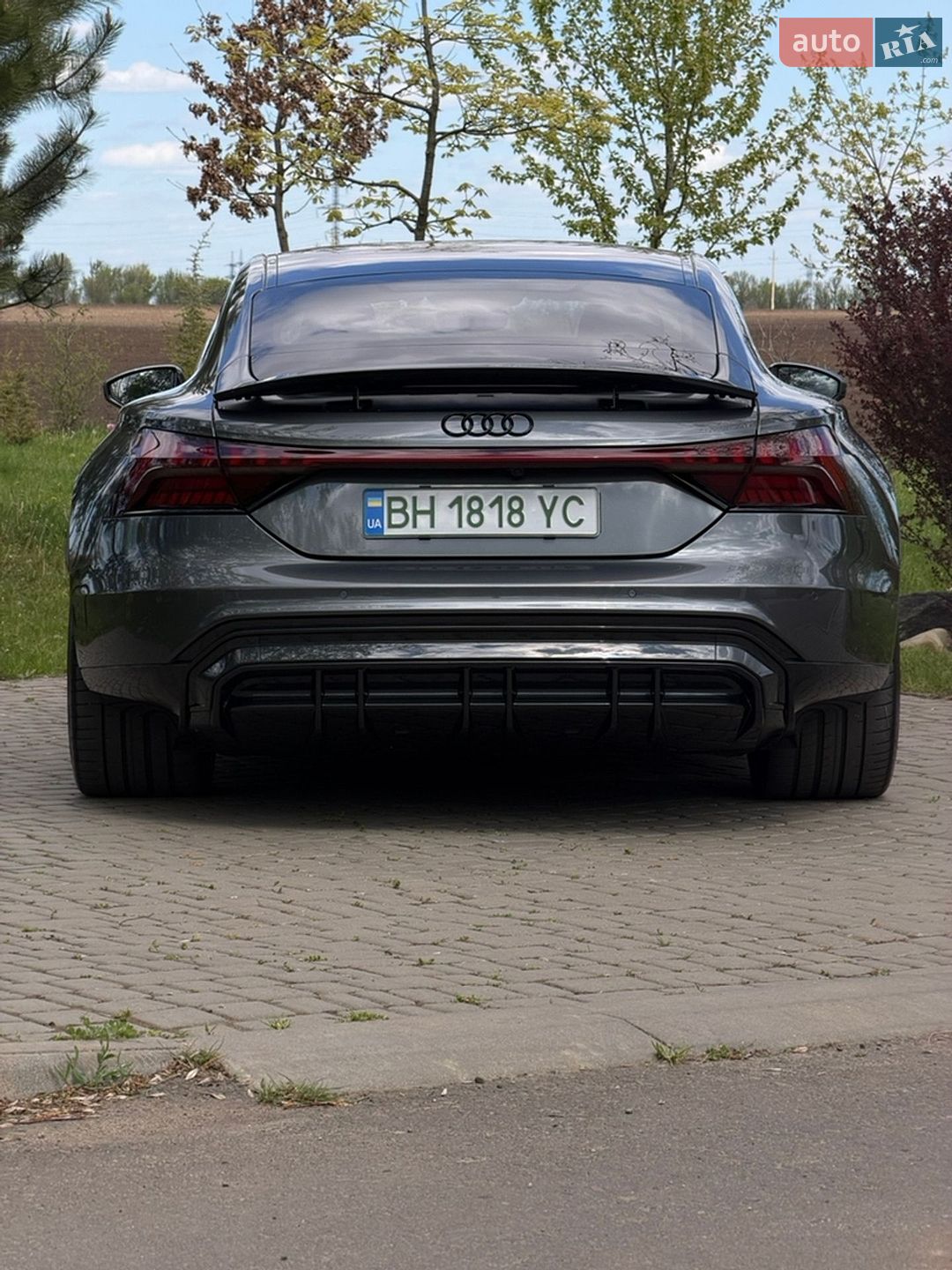 Audi e-tron GT 2023 VIN WAUZZZFW2P7007575 фото оголошення 13 з 22
