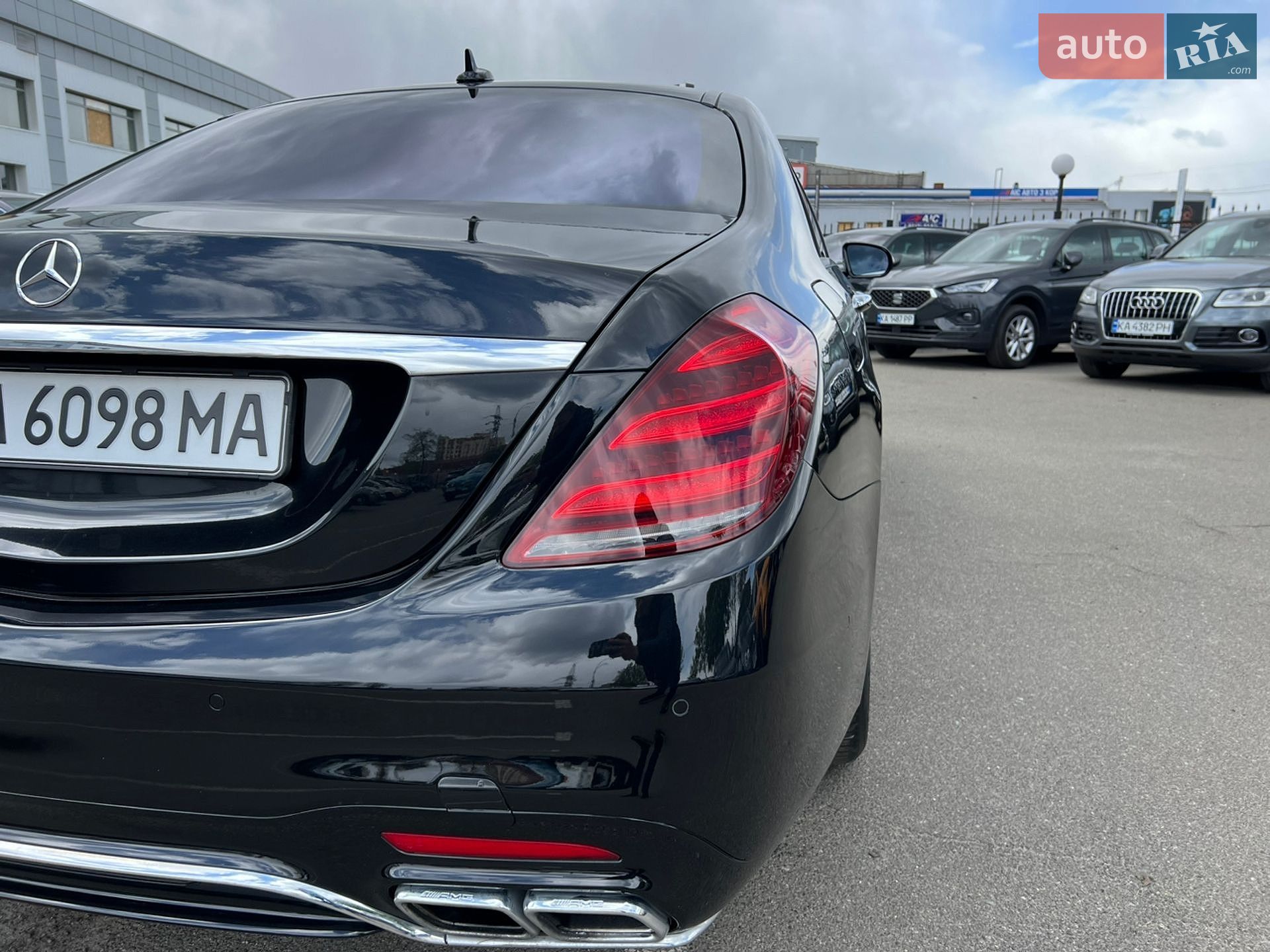 Mercedes-Benz S-Class 2018 VIN WDD2221861A425200 фото оголошення 13 з 42