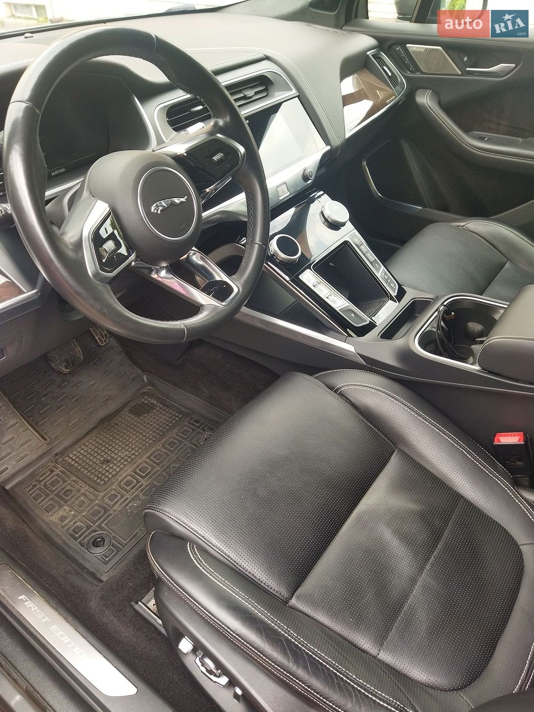 Jaguar I-Pace 2018 VIN SADHA2B11K1F68070 фото оголошення 9 з 14
