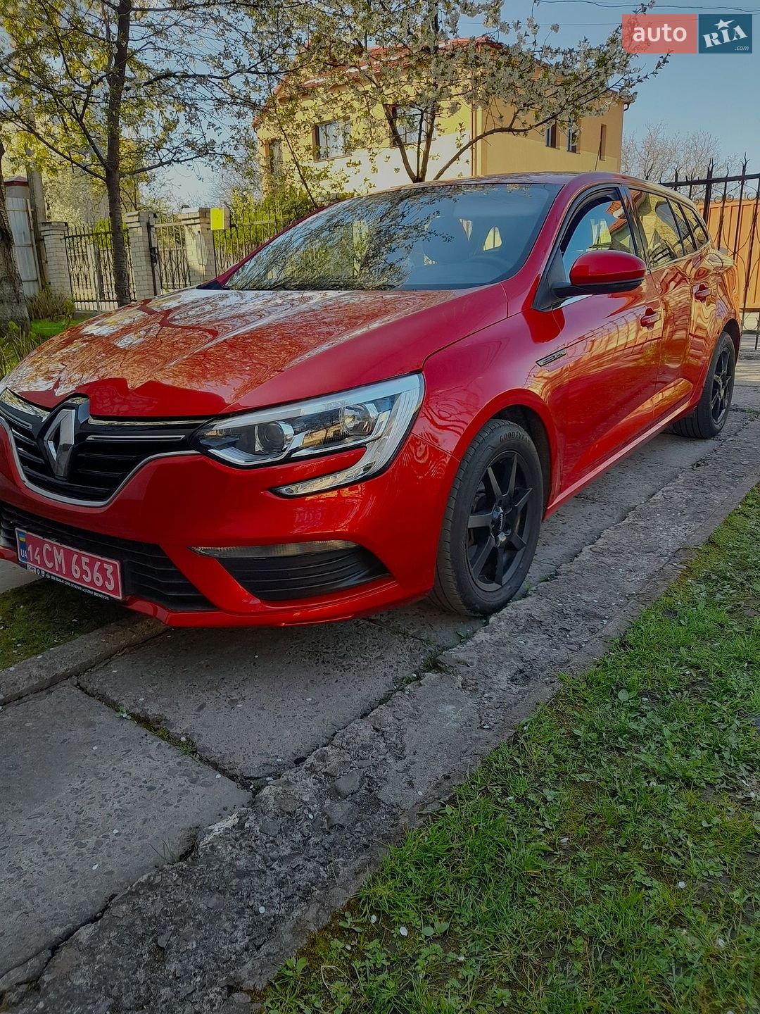 Renault Megane 2017 VIN VF1RFB00358889885 фото оголошення 18 з 47