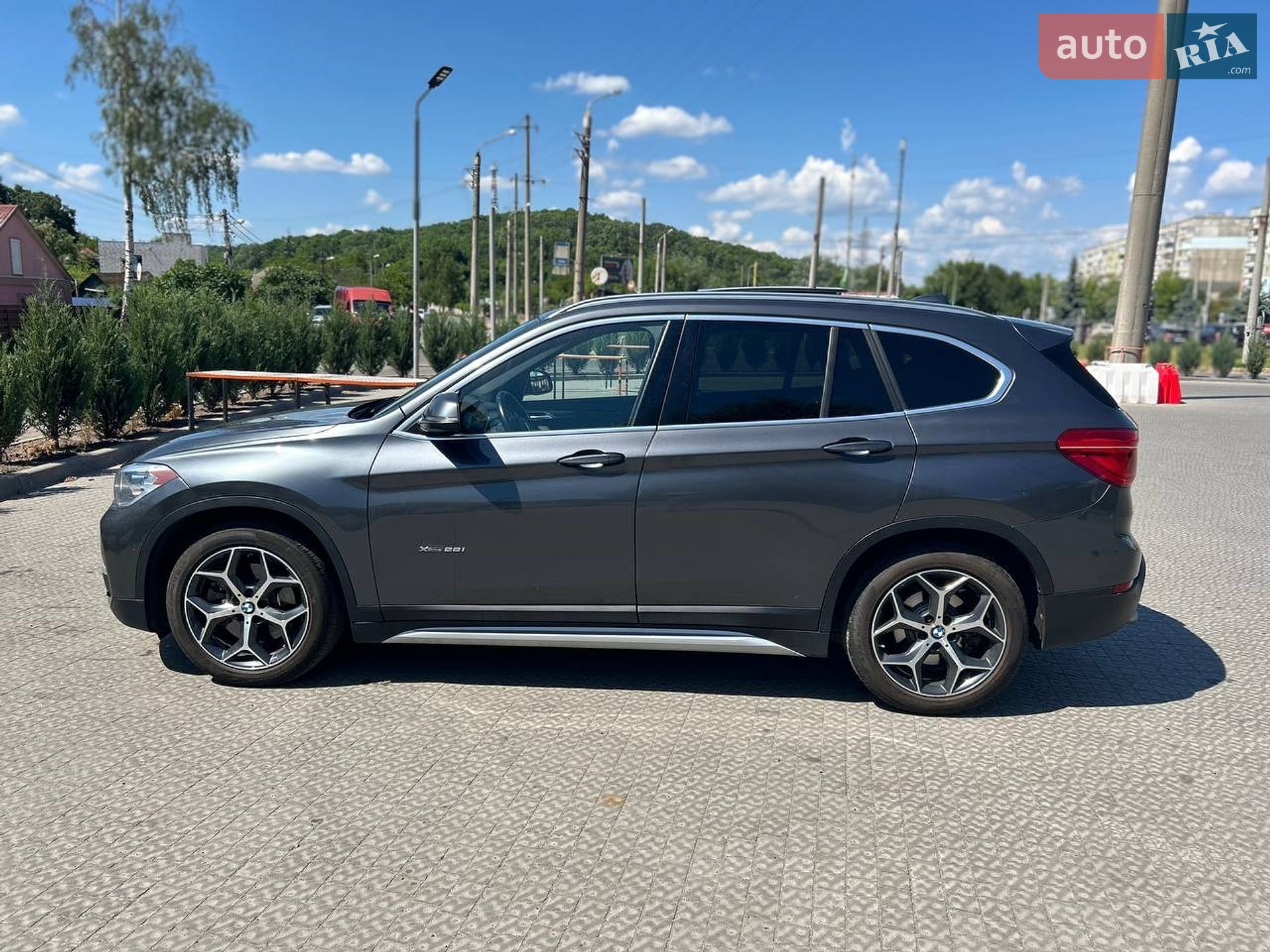 BMW X1 2018 VIN WBXHT3C38J5K31544 фото оголошення 5 з 8