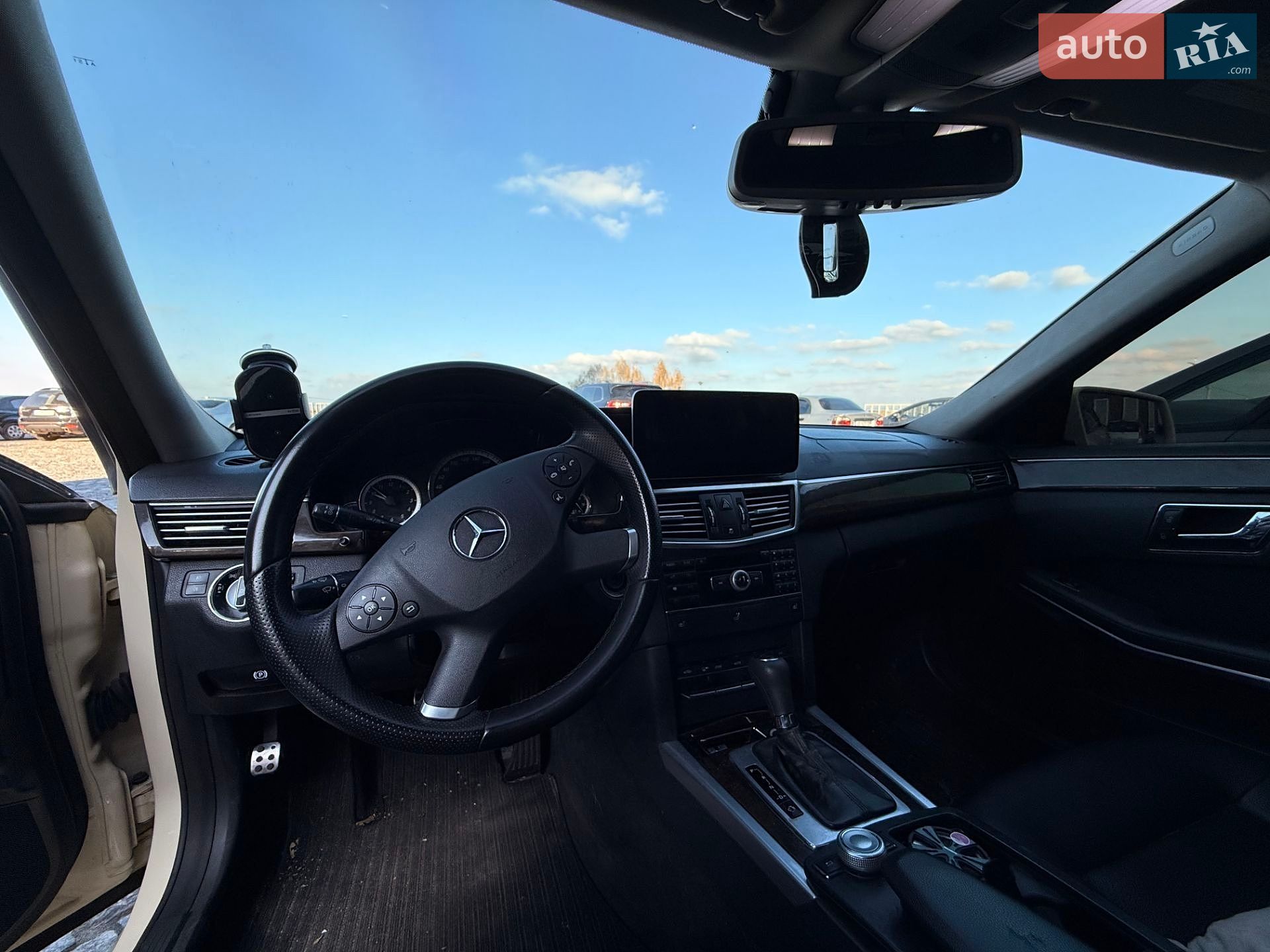 Mercedes-Benz E-Class 2010 VIN WDD2120051A214908 фото оголошення 10 з 16