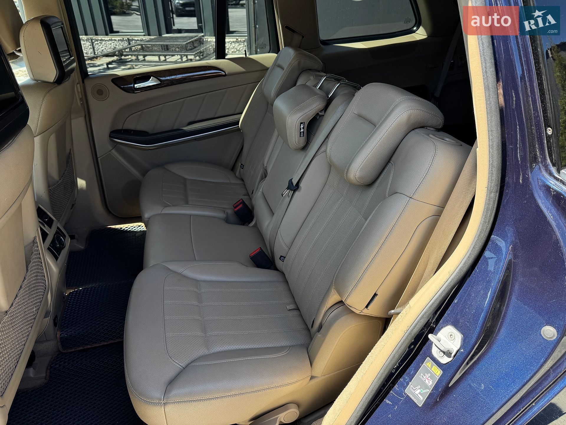Mercedes-Benz GL-Class 2012 VIN 4JGDF2EE0DA083022 фото оголошення 32 з 44