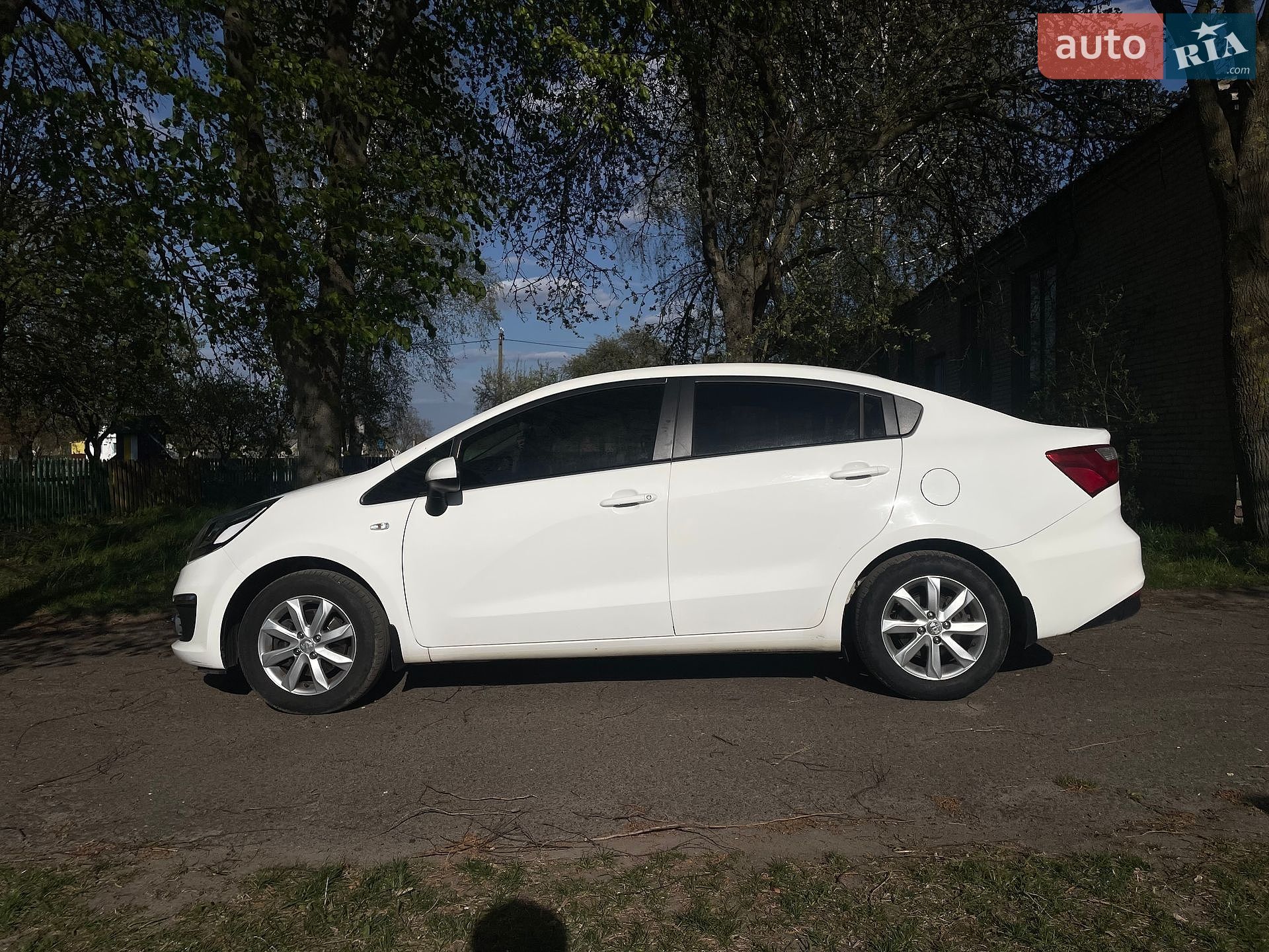 KIA RIO 2017 VIN KNADN412AG6104376 фото оголошення 3 з 15