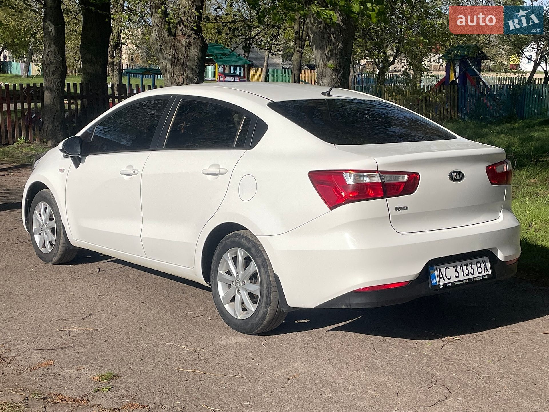 KIA RIO 2017 VIN KNADN412AG6104376 фото оголошення 11 з 15